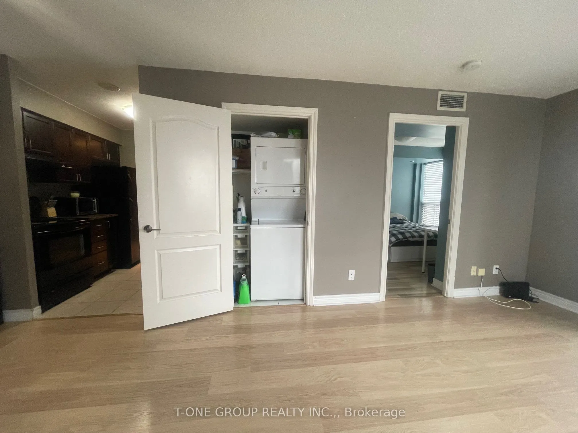 60 Town Centre Court, #1402