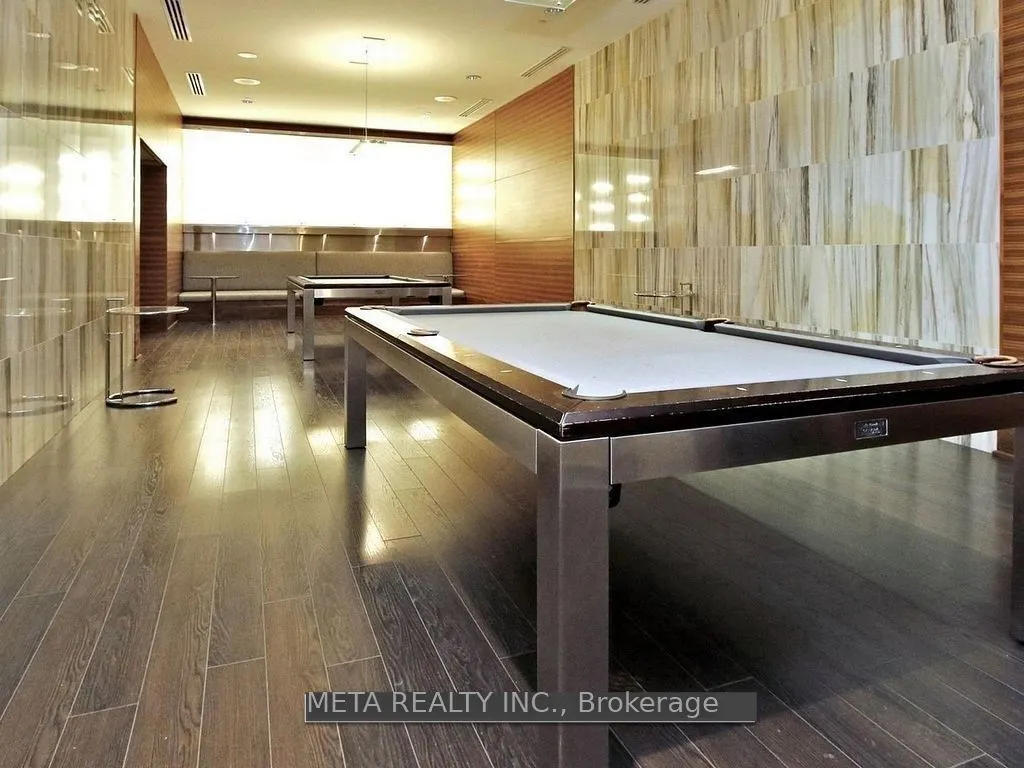 125 Village Green Square, #3404