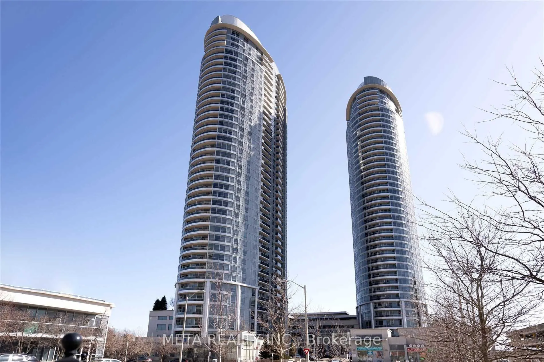 125 Village Green Square, #3404