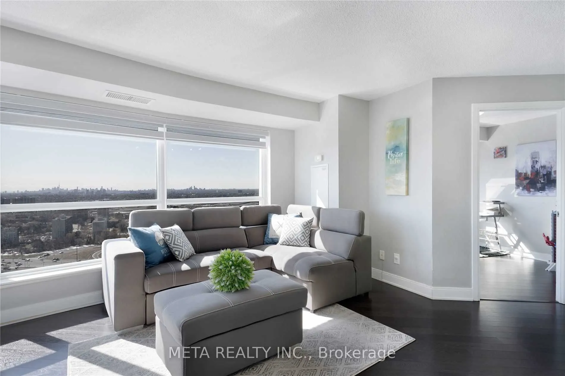 125 Village Green Square, #3404