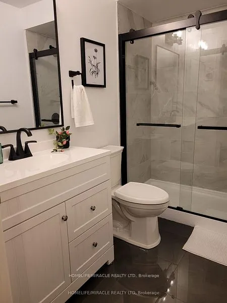 22 Exchequer Place, #25