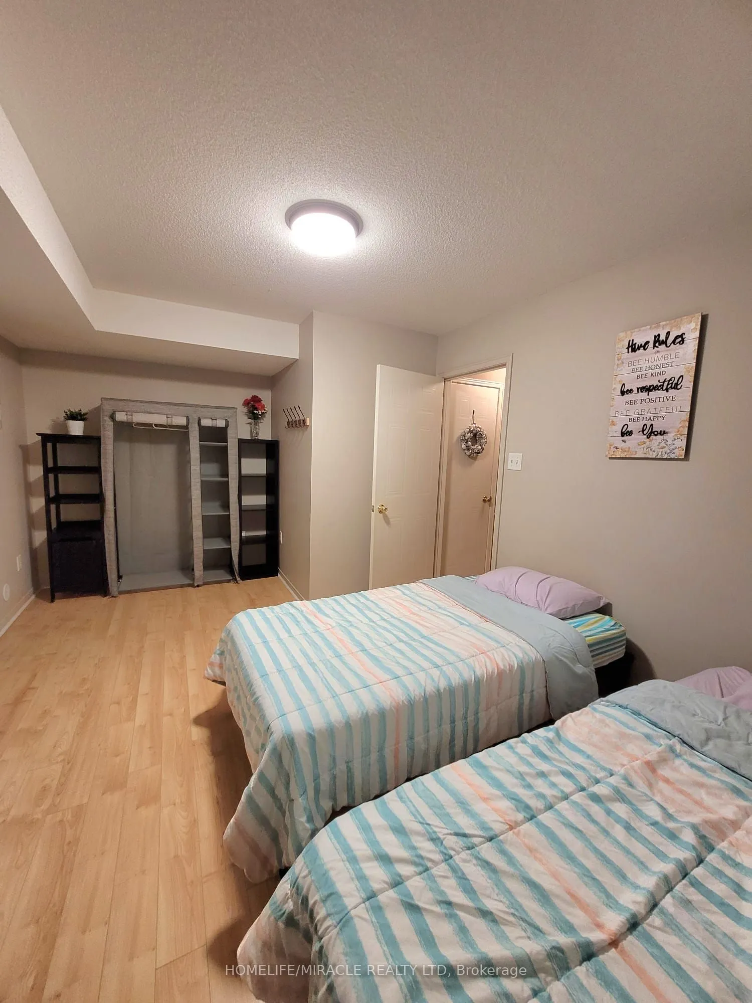 22 Exchequer Place, #25