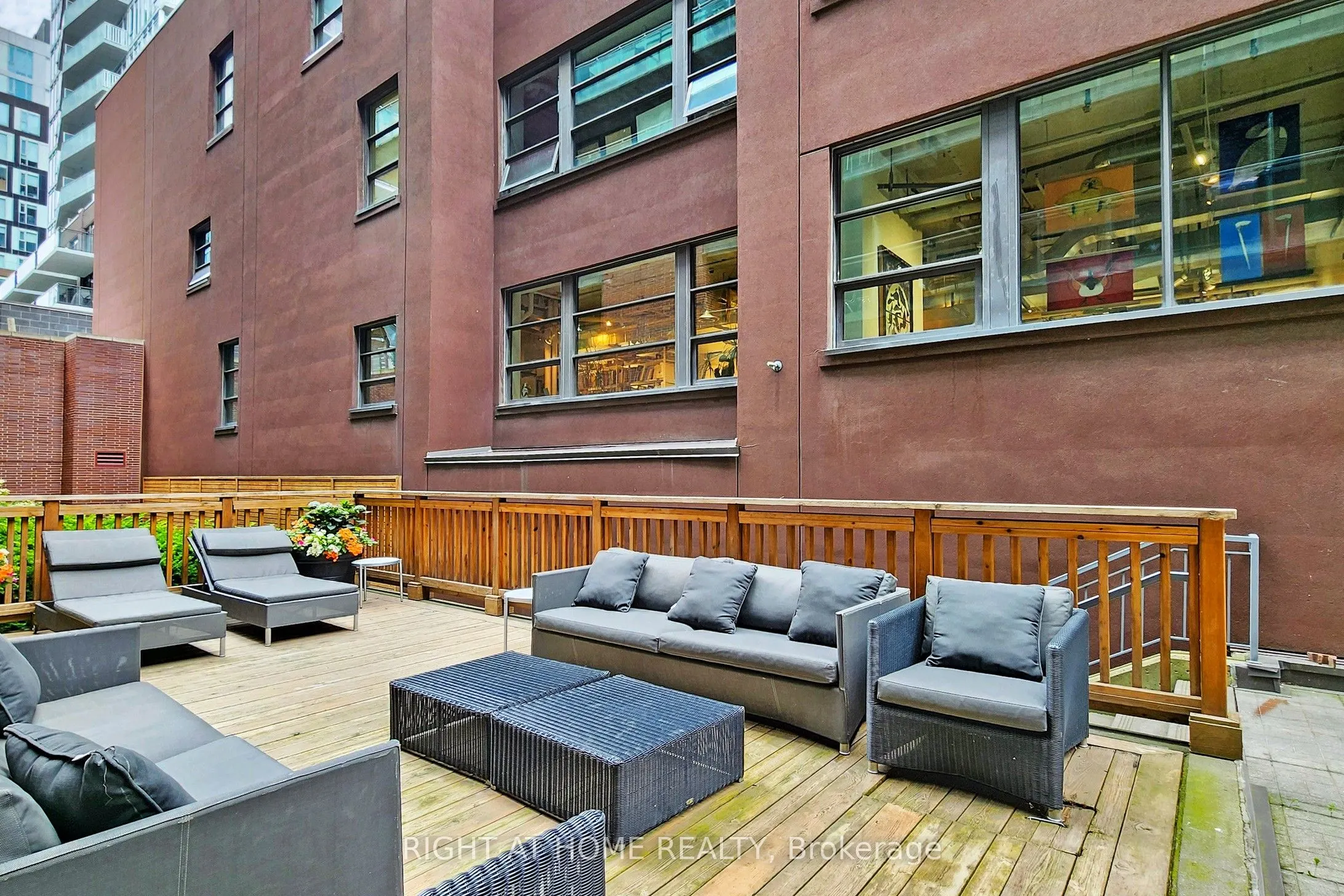 90 Broadview Avenue, #726