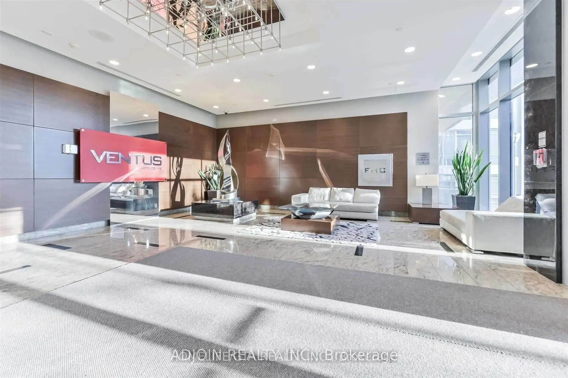 181 Village Green Square, #1113