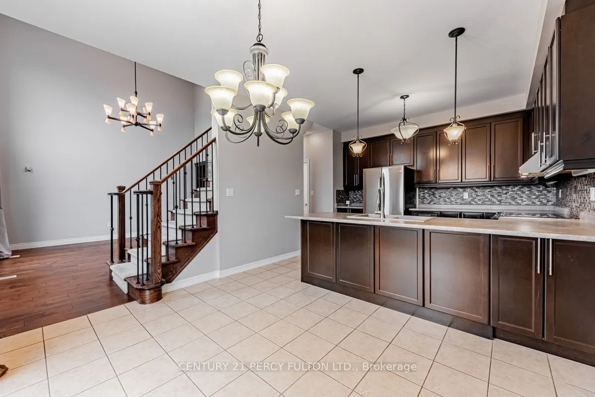 11 Gamble Drive
