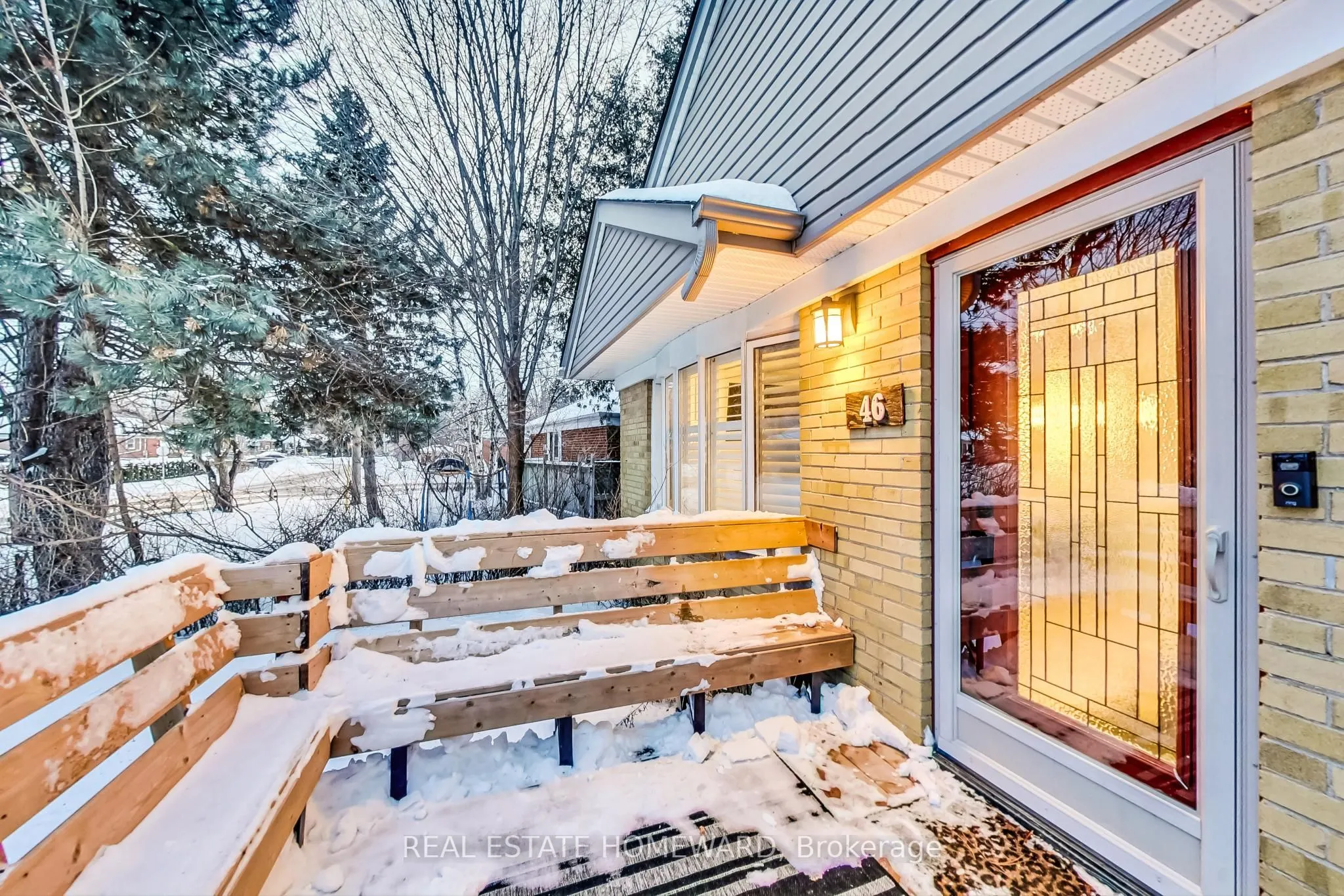 46 Lombardy Crescent