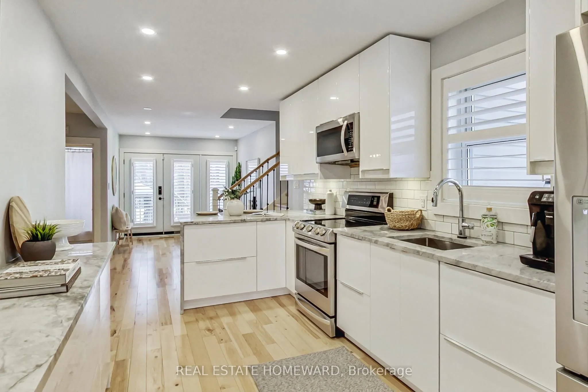 46 Lombardy Crescent