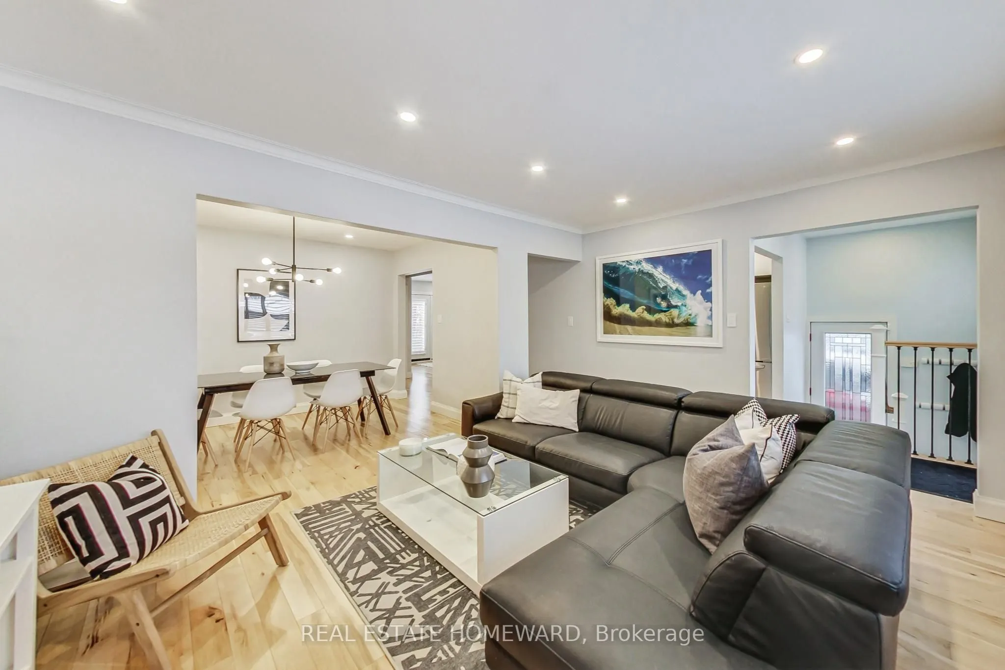 46 Lombardy Crescent