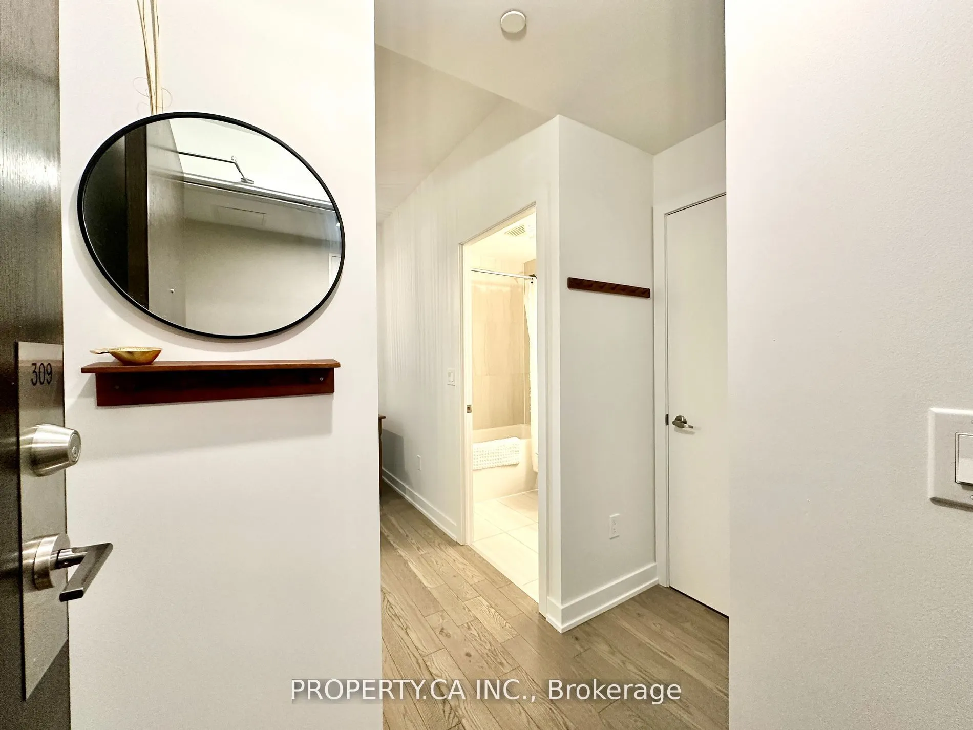 630 Greenwood Avenue, #309