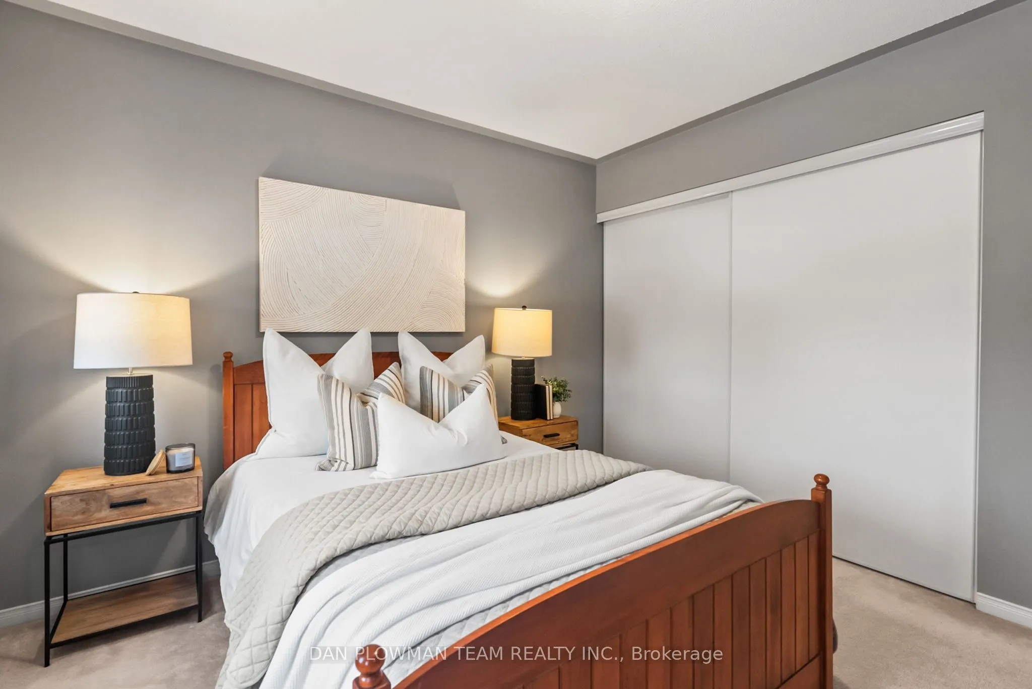 22 Breezewood Court