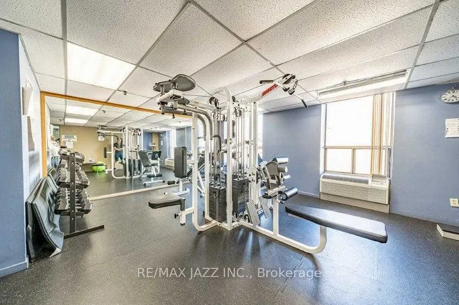 55 William Street E, #1211