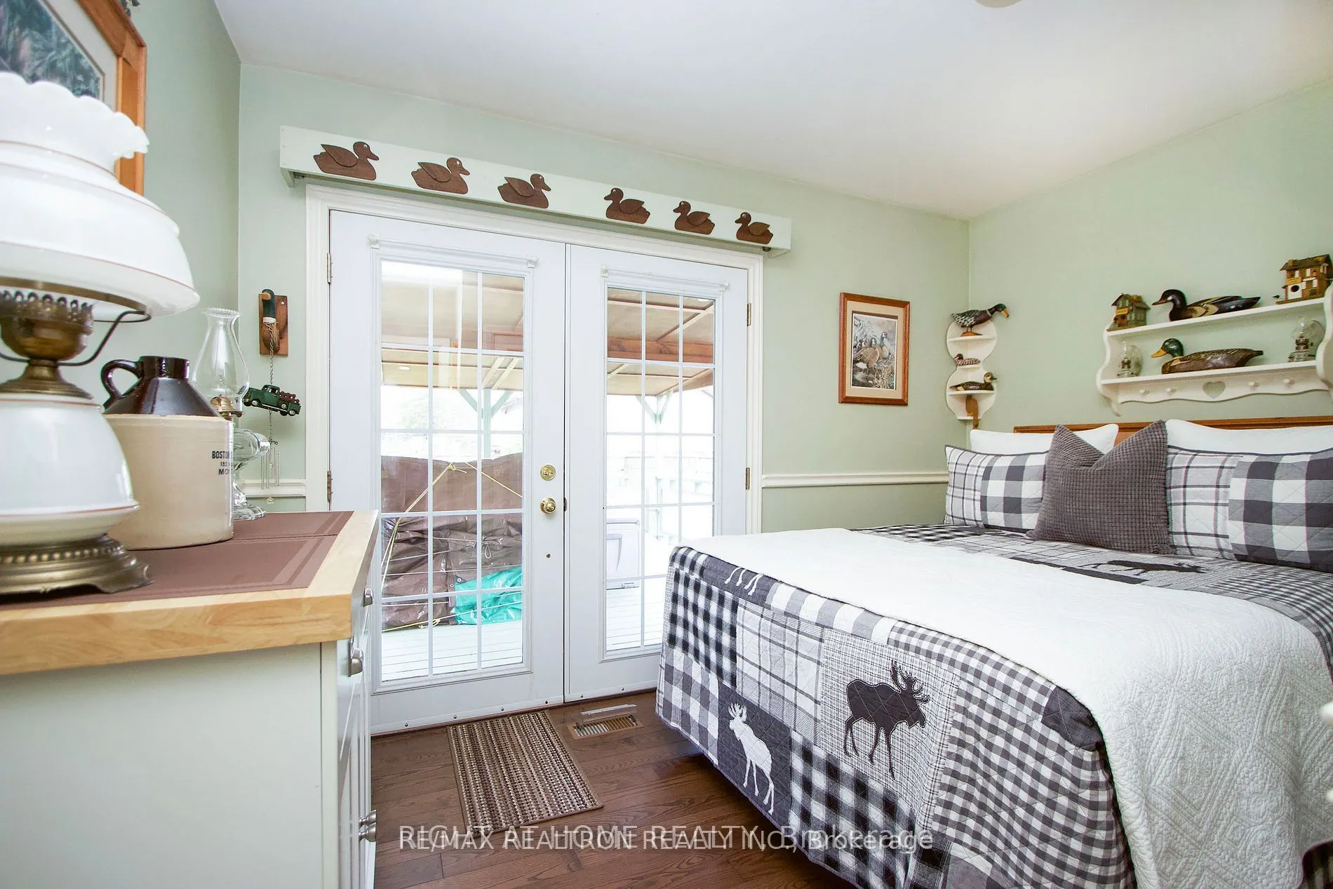 923 Bayview Avenue, #Main Floor Only