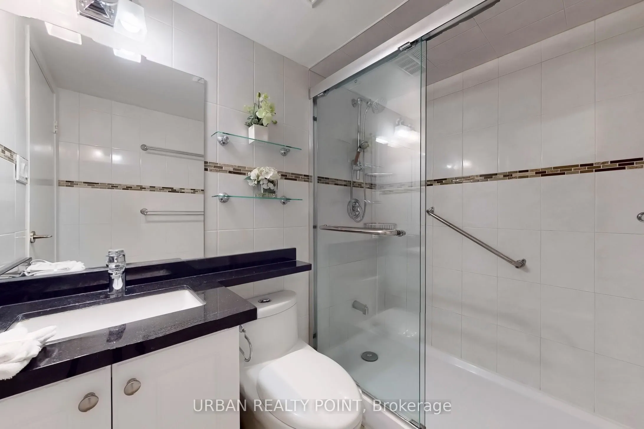 39 Kimbercroft Court E, #615