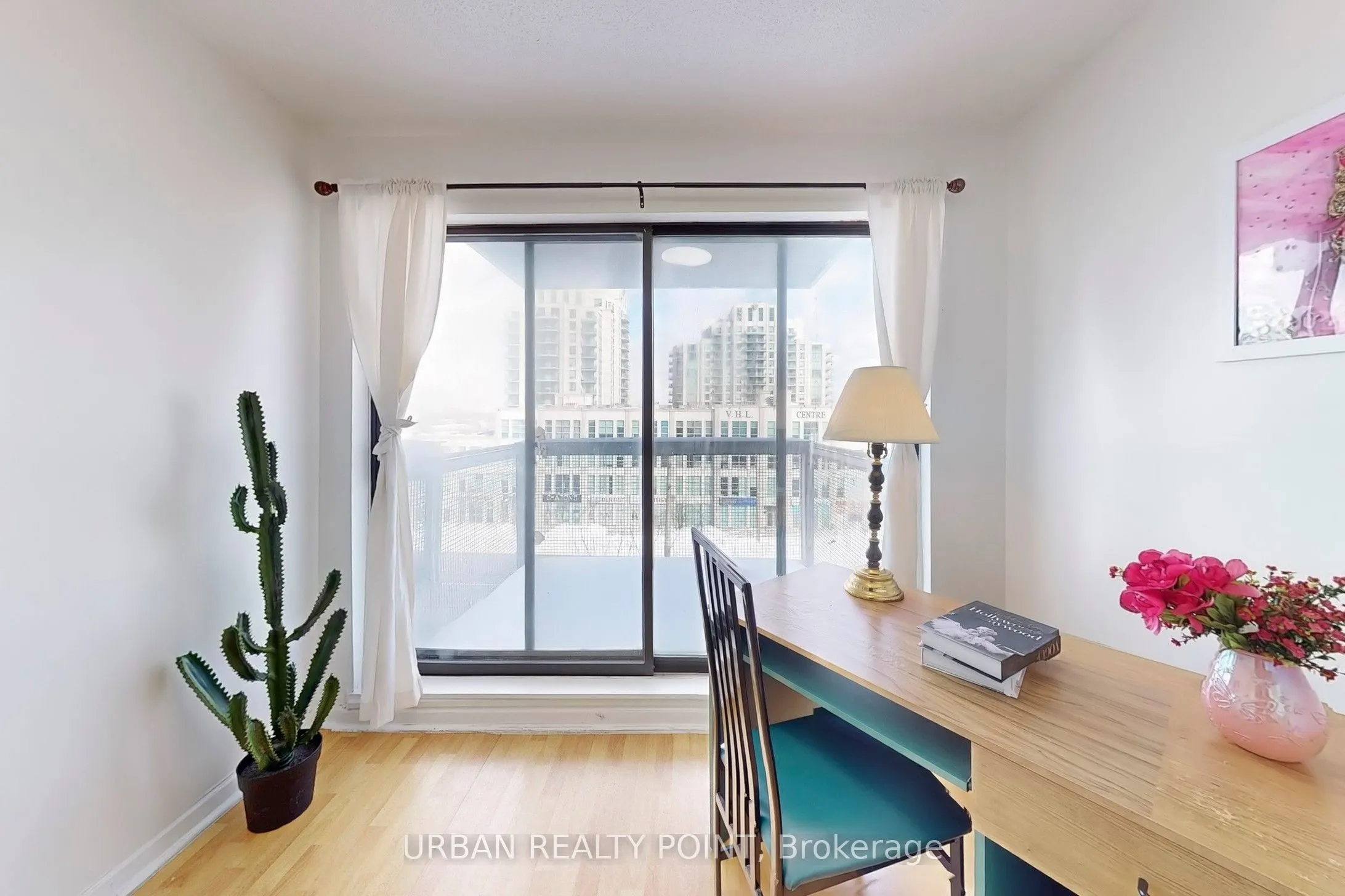 39 Kimbercroft Court E, #615