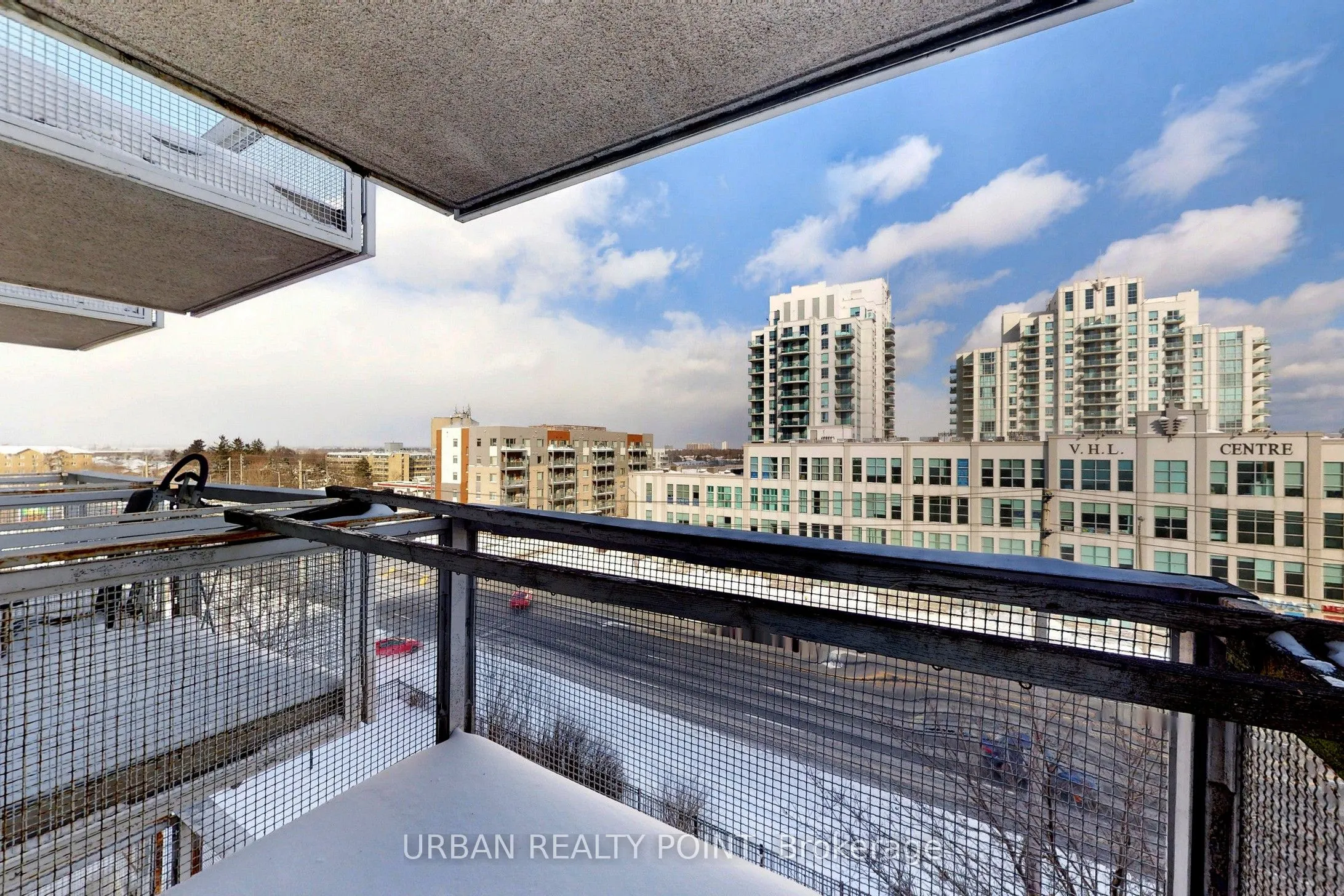 39 Kimbercroft Court E, #615