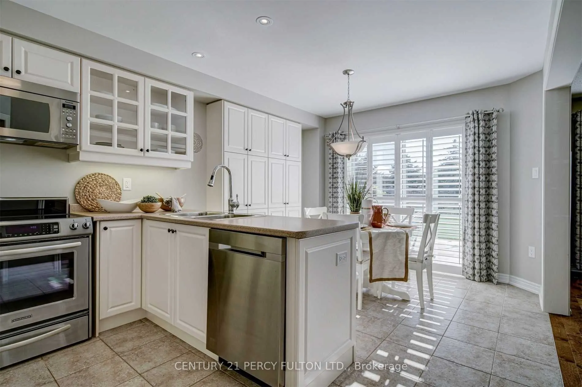 1084 Edward Bolton Crescent