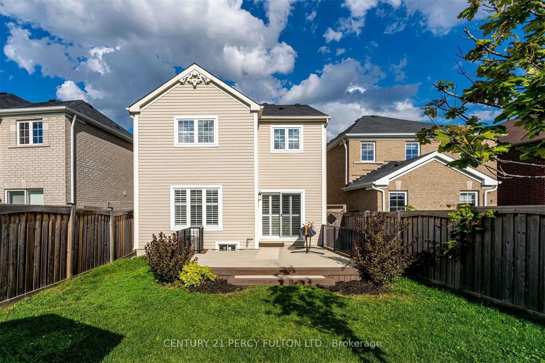 1084 Edward Bolton Crescent