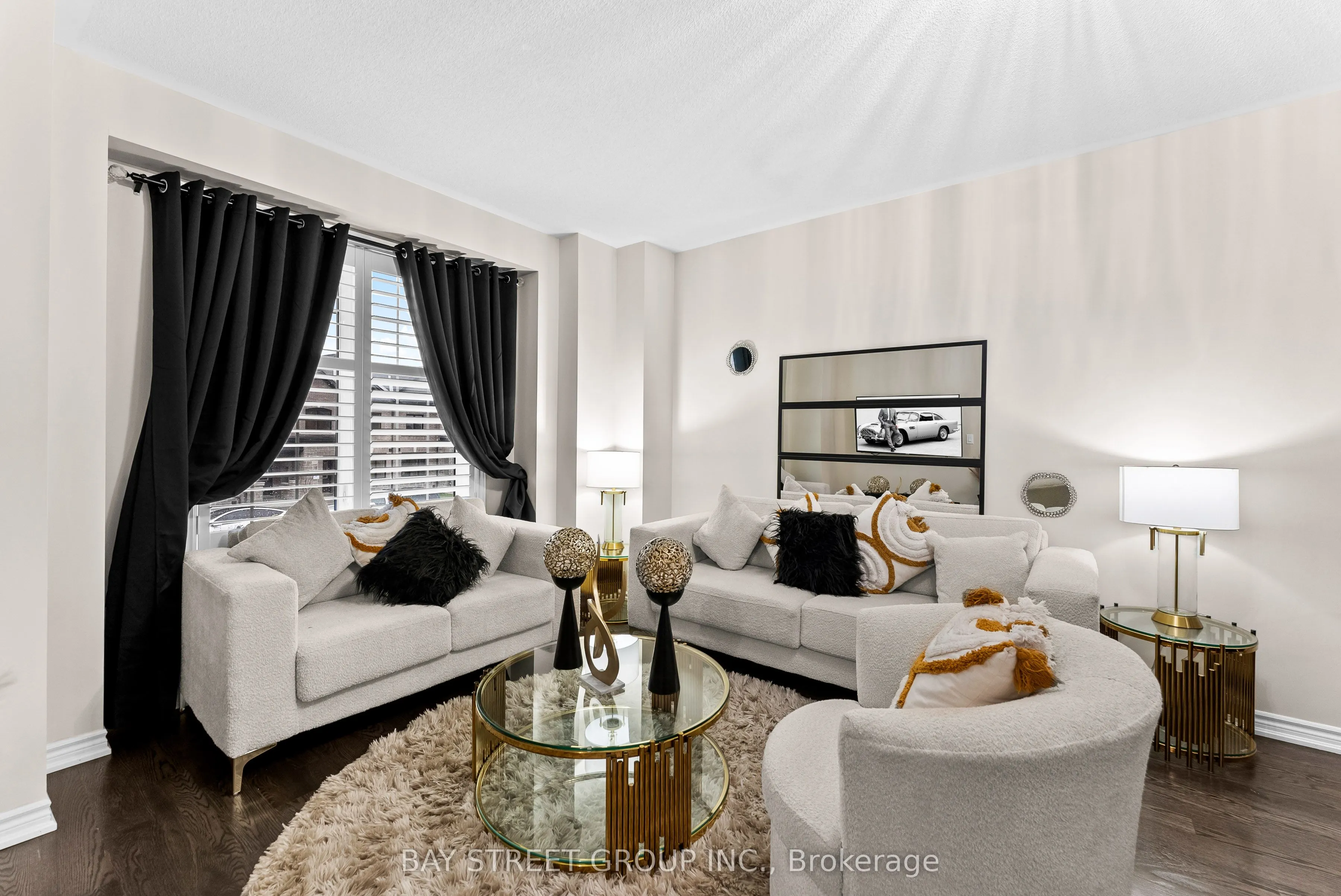 310 Coronation Road