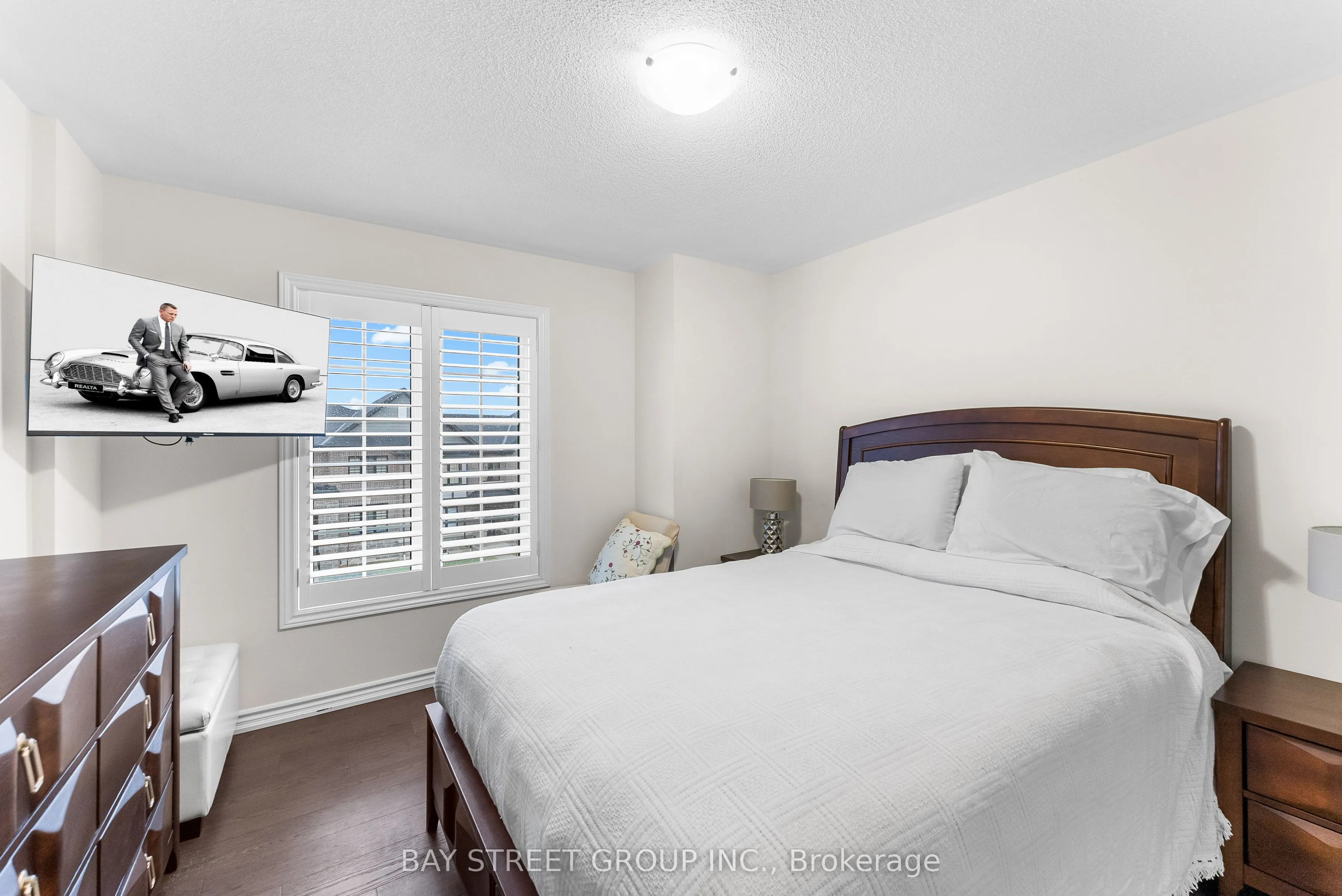 310 Coronation Road