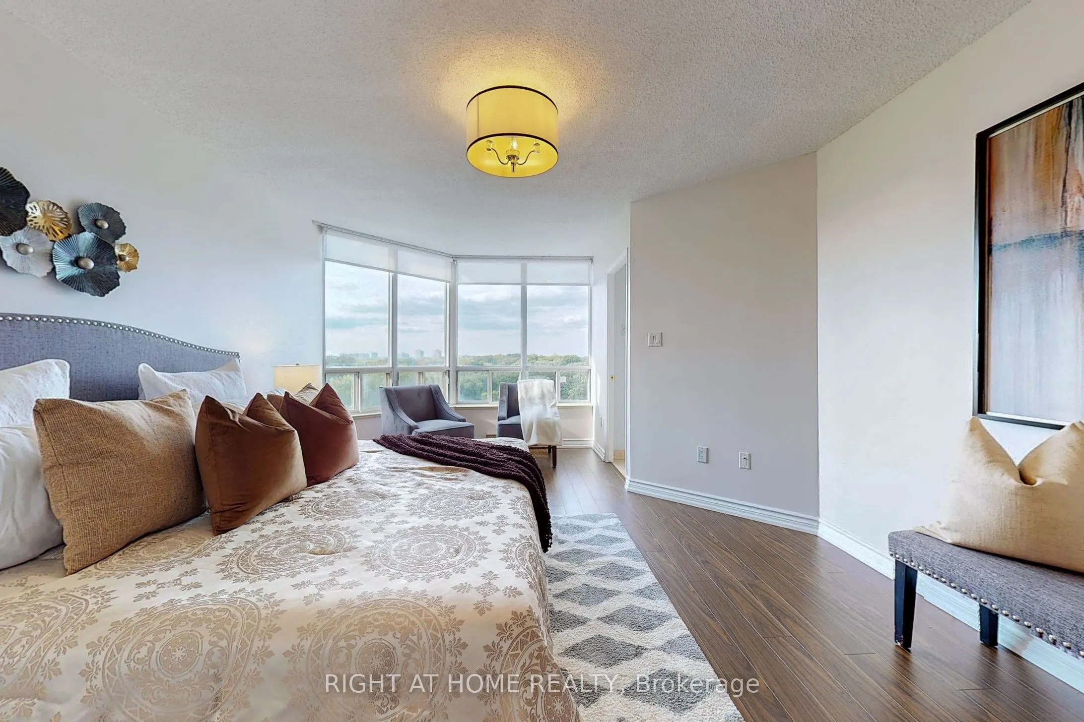 168 Bonis Avenue, #805
