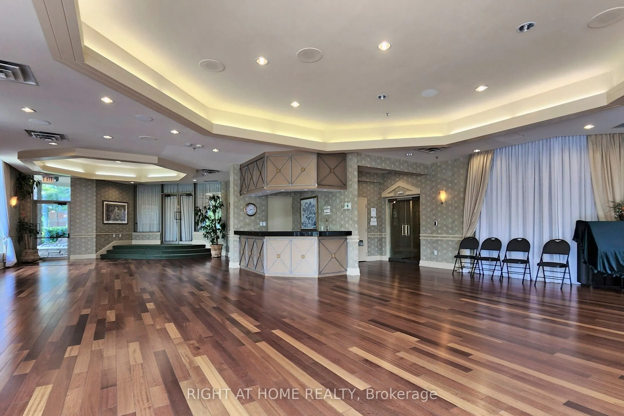 168 Bonis Avenue, #805