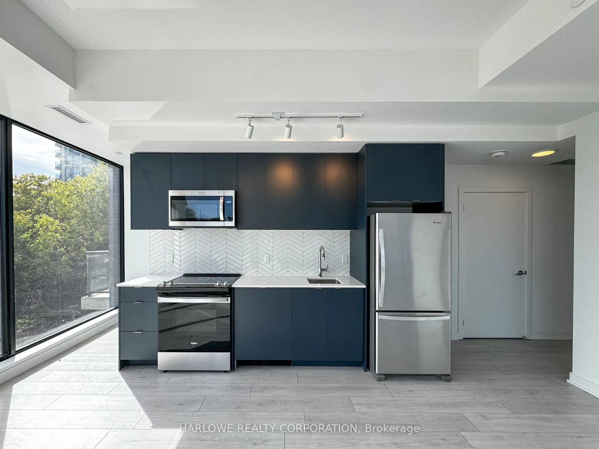 1608 Charles Street, #184 F