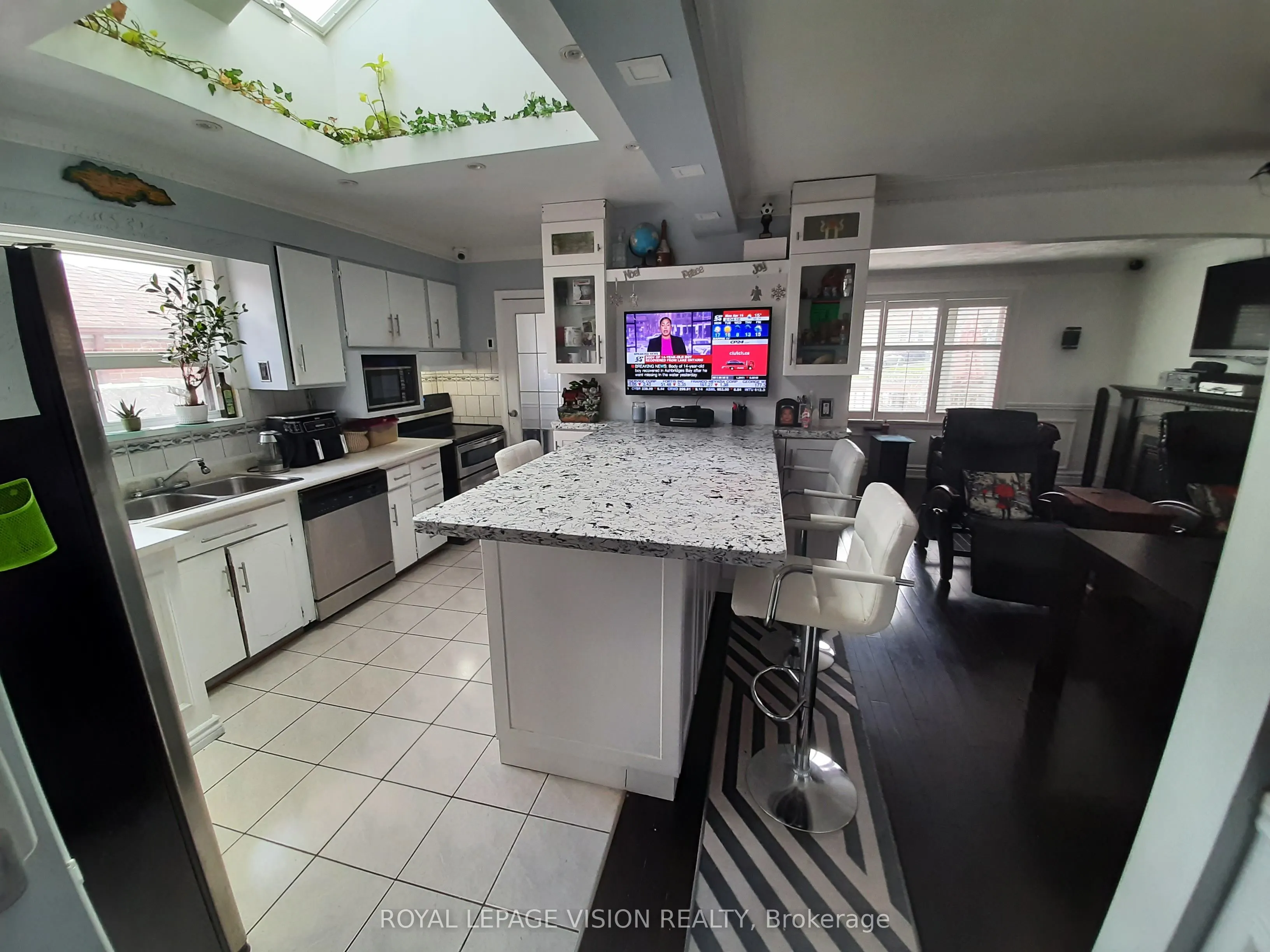 52 Ellendale Drive
