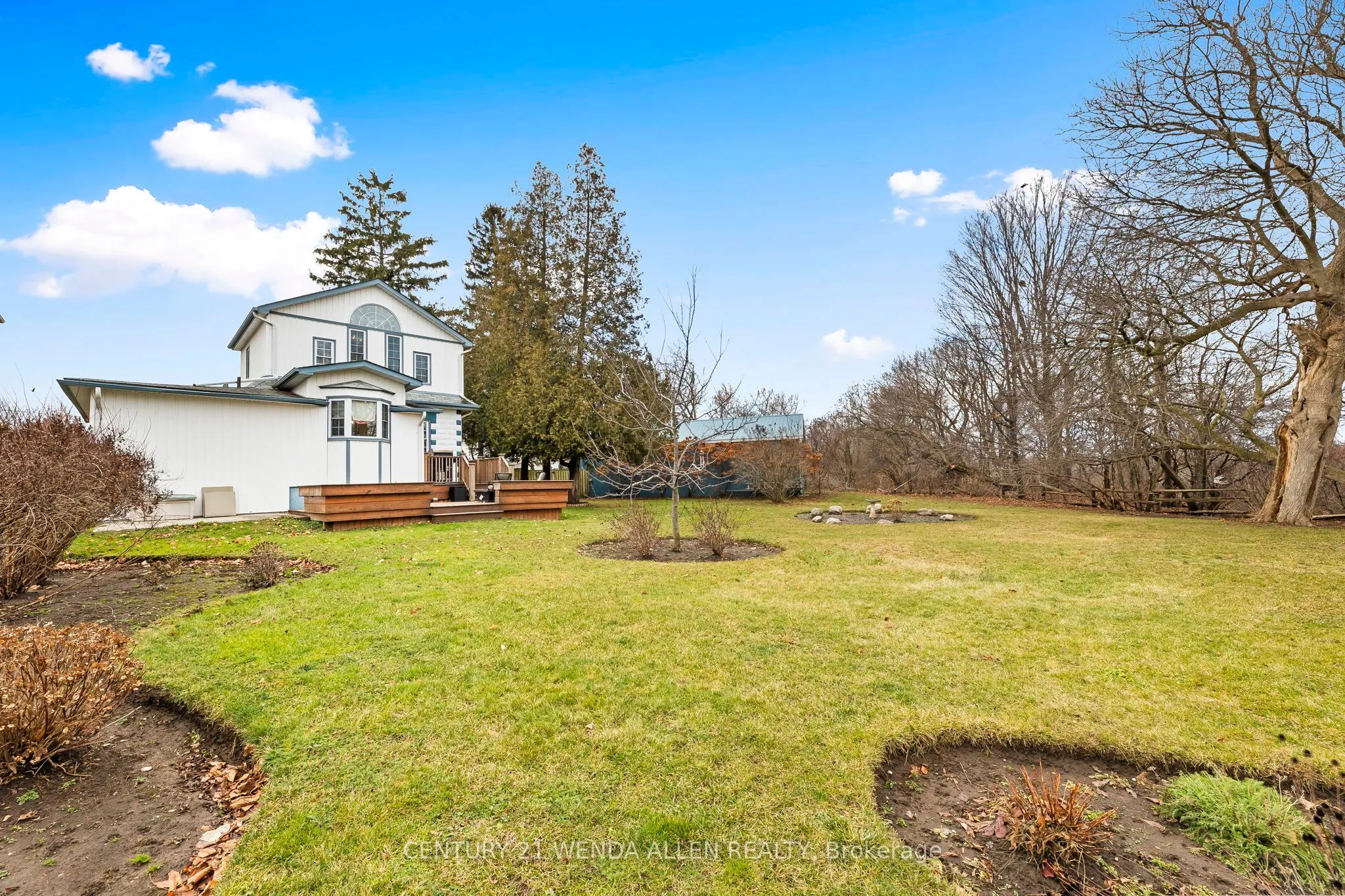 995 Cedar Street