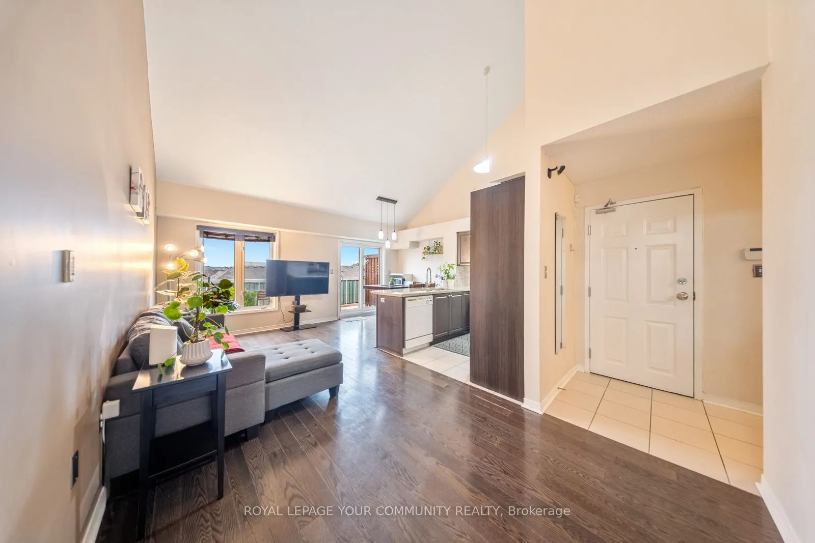 651F Warden Avenue #48