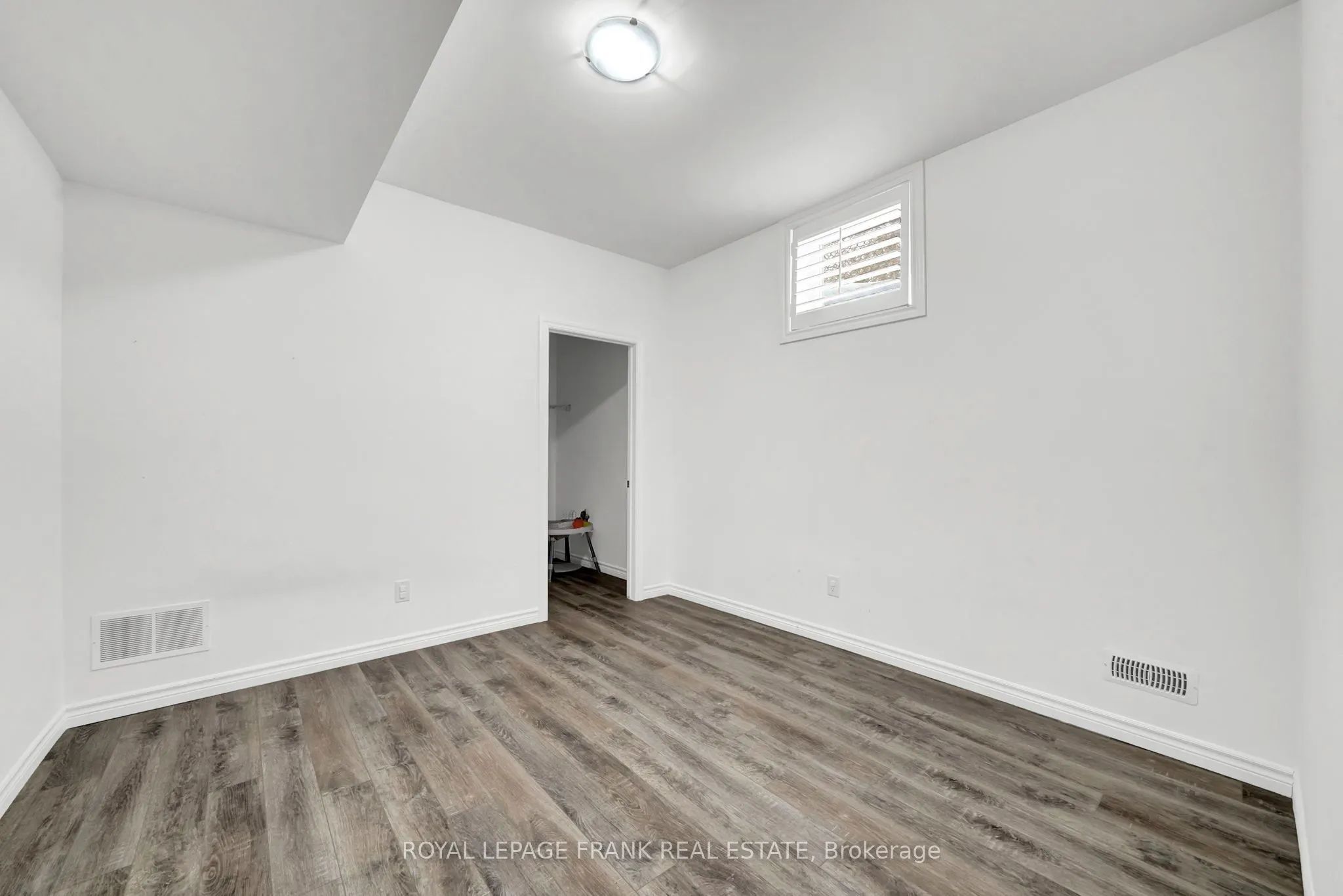 43 Harry Lee Crescent
