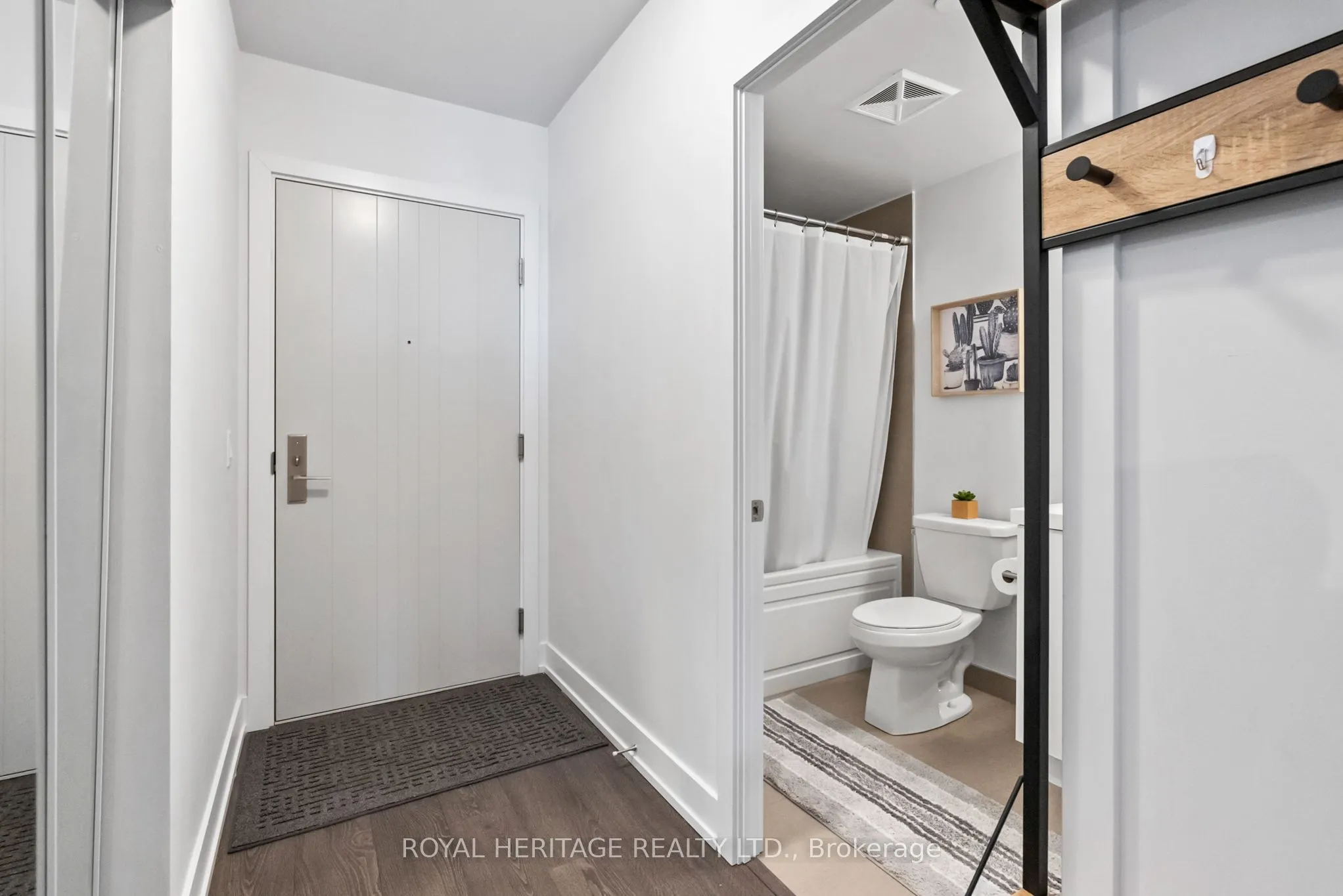 2550 Simcoe Street N, #2509