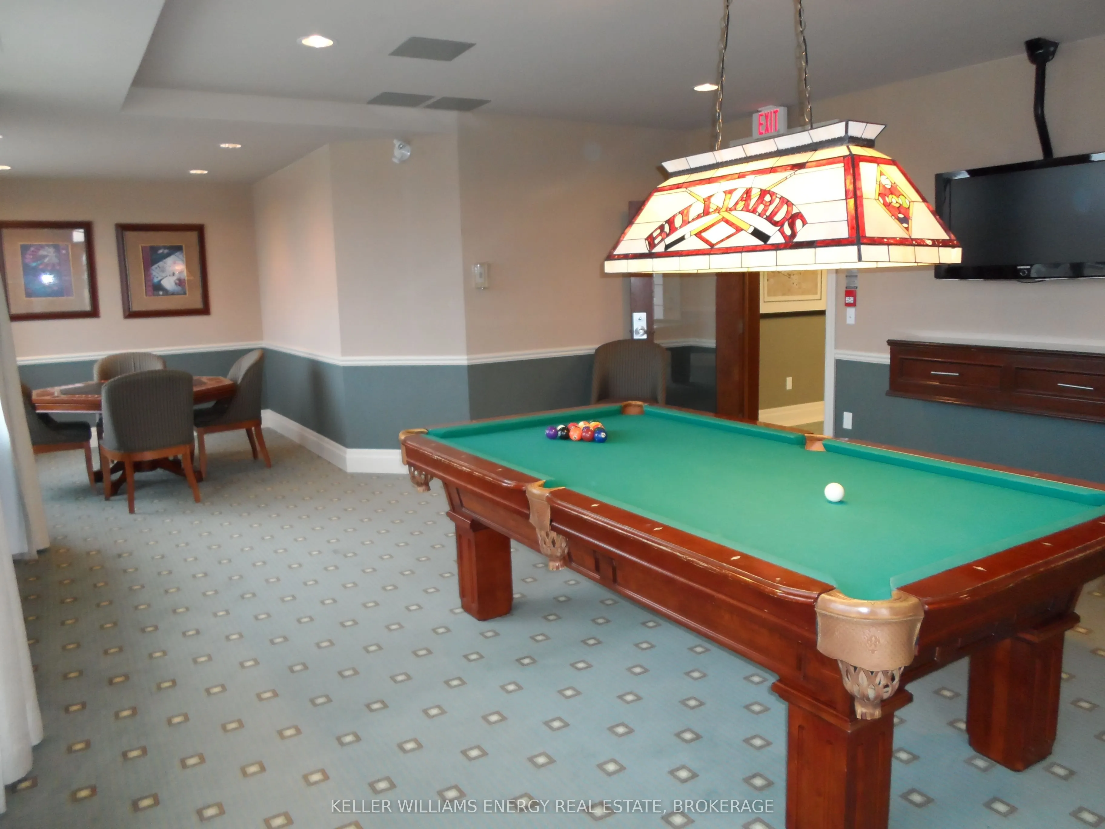 315 Lakebreeze Drive #1