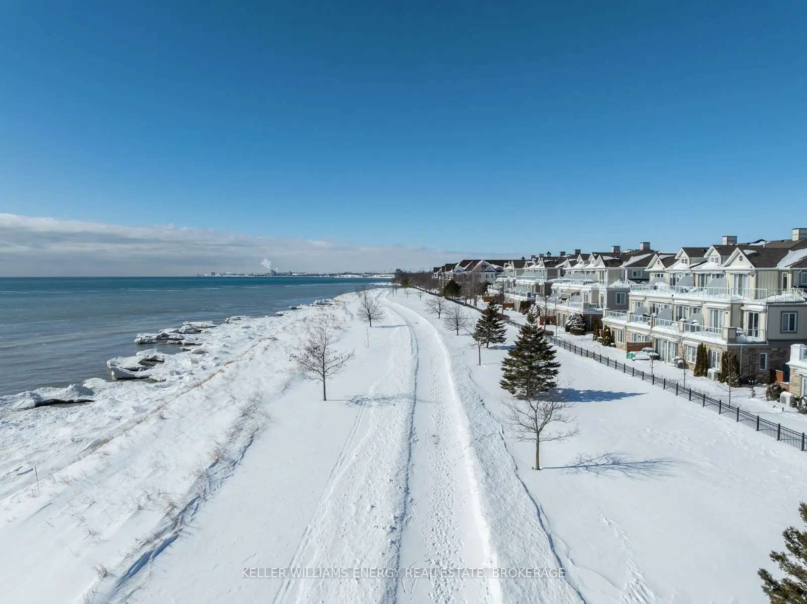 315 Lakebreeze Drive #1