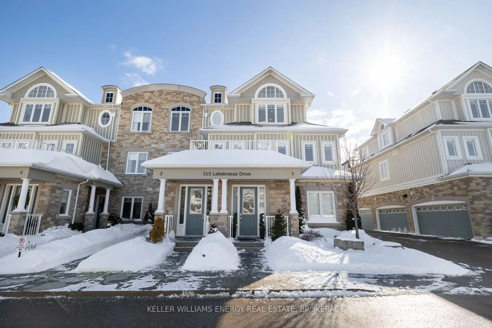 315 Lakebreeze Drive #1