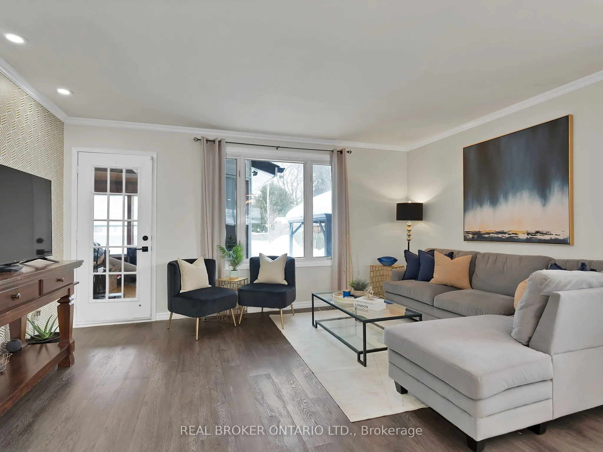 1005 Walton Boulevard
