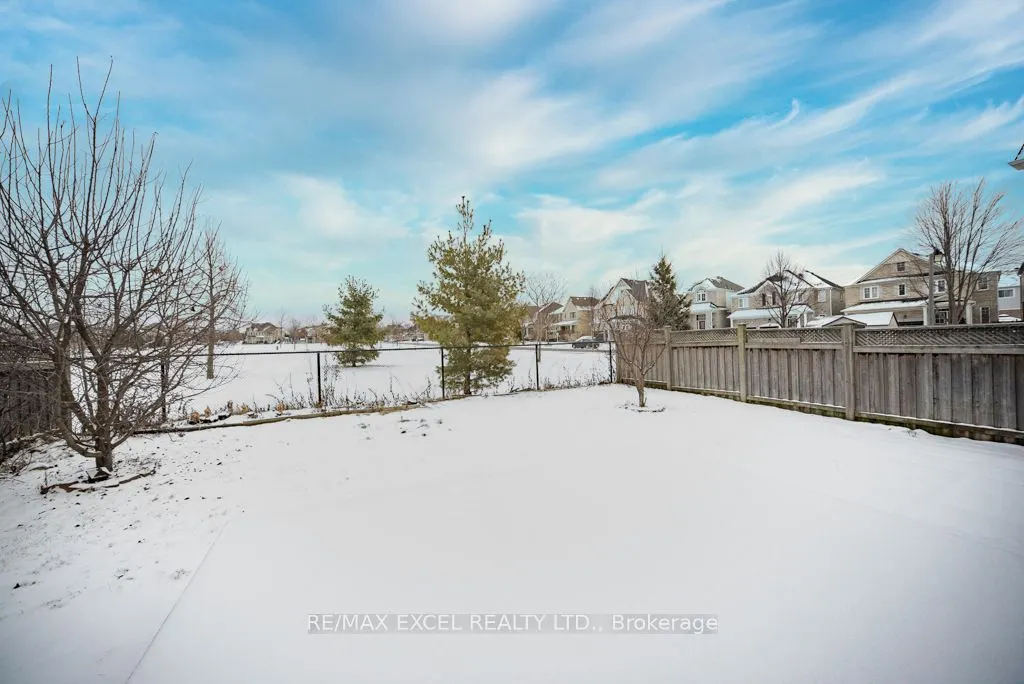 3 Headon Avenue