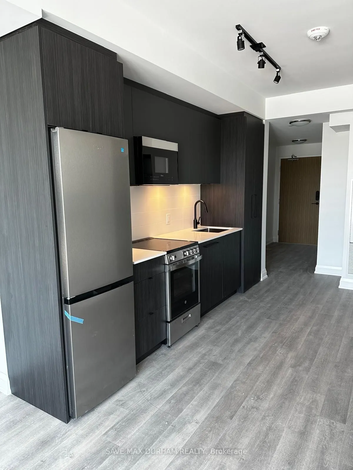 2369 Danforth Avenue, #616