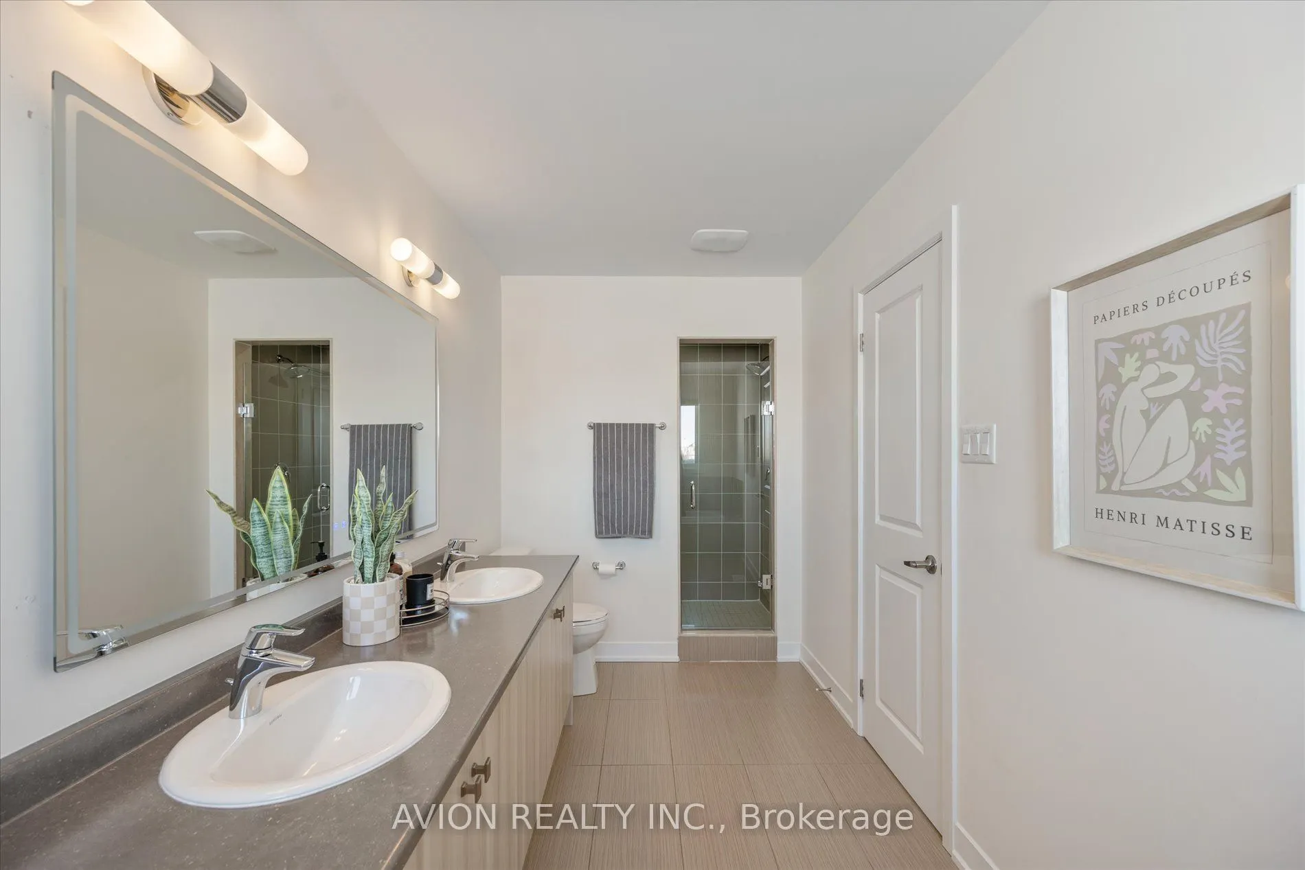 96 Donald Fleming Way N, #124