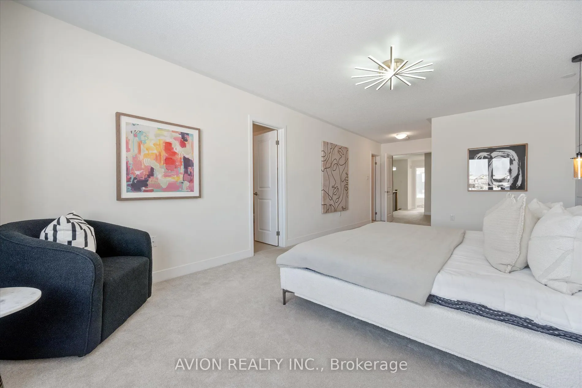 96 Donald Fleming Way N, #124