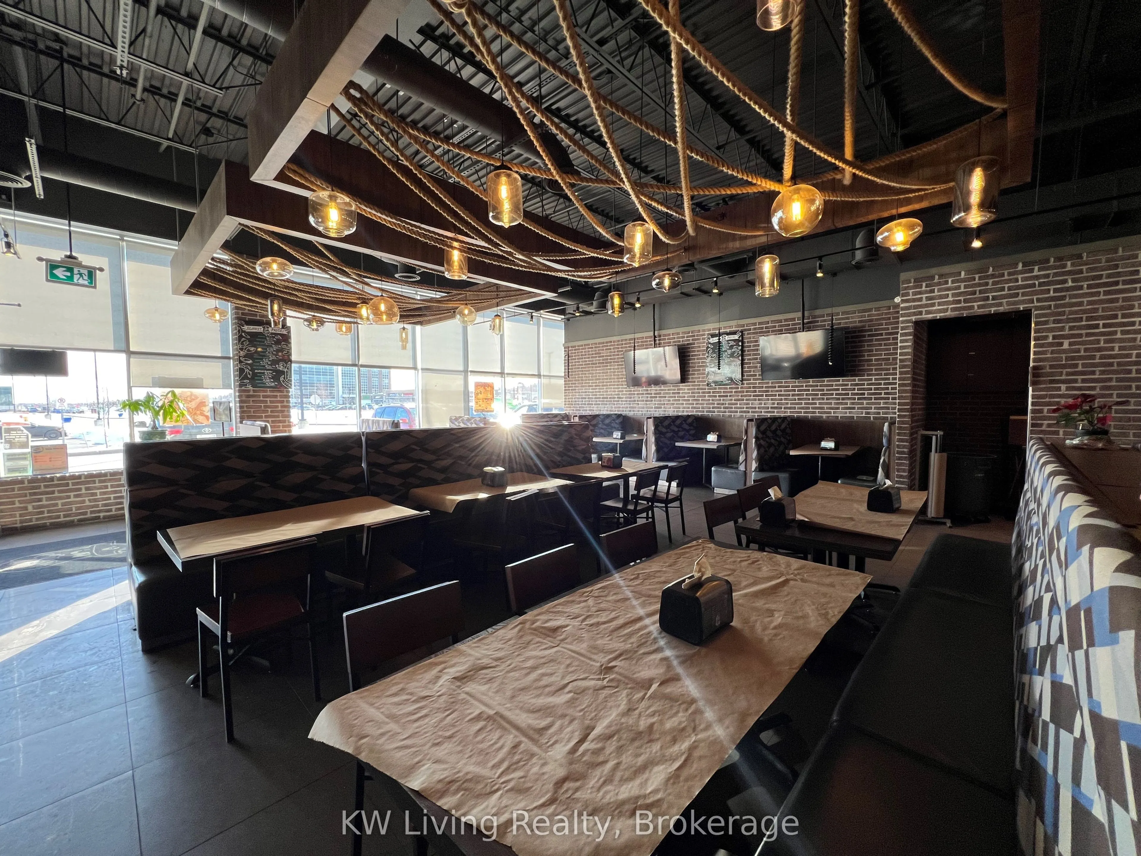 338 Rossland Road E, #2&3