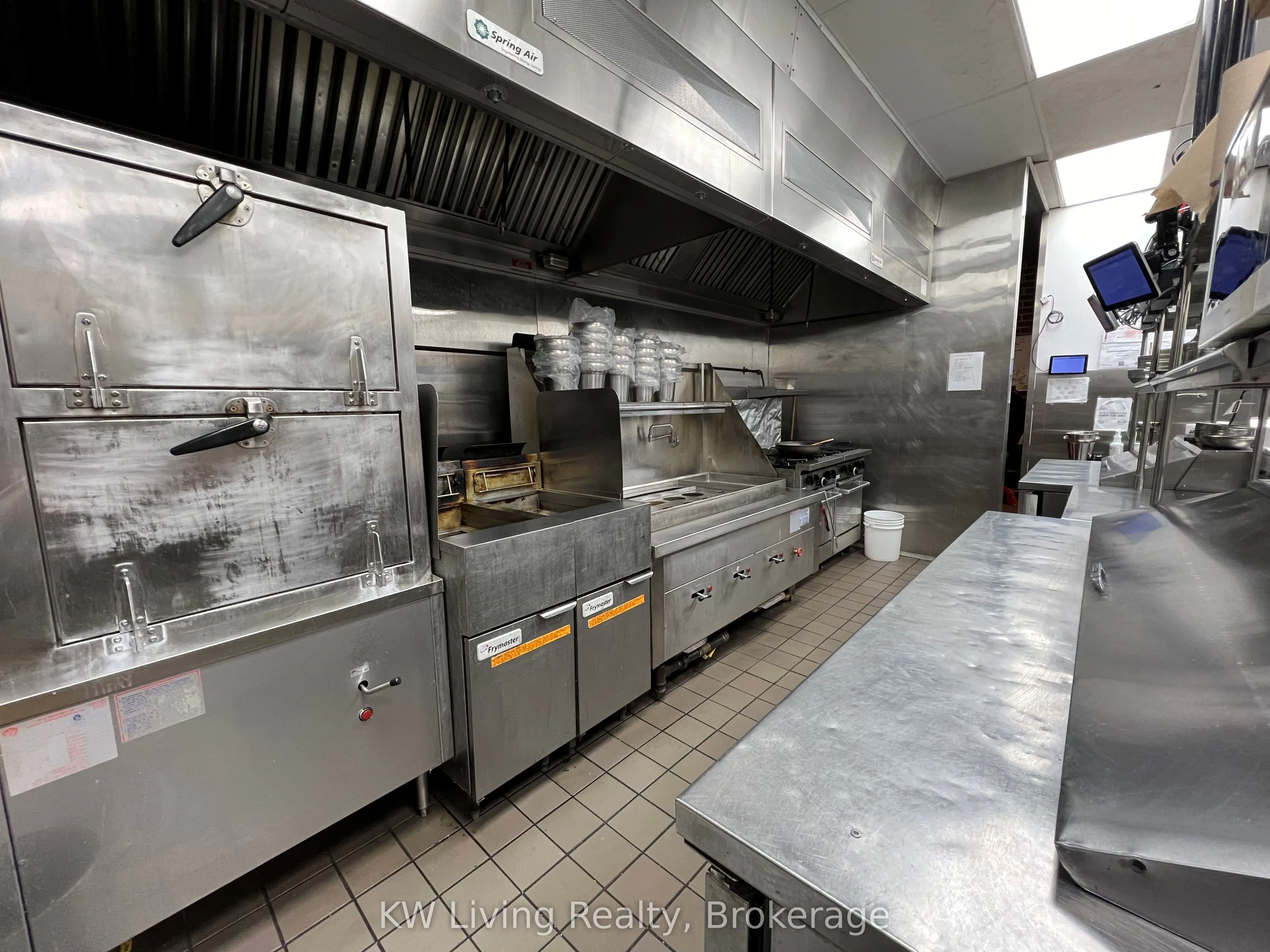 338 Rossland Road E, #2&3