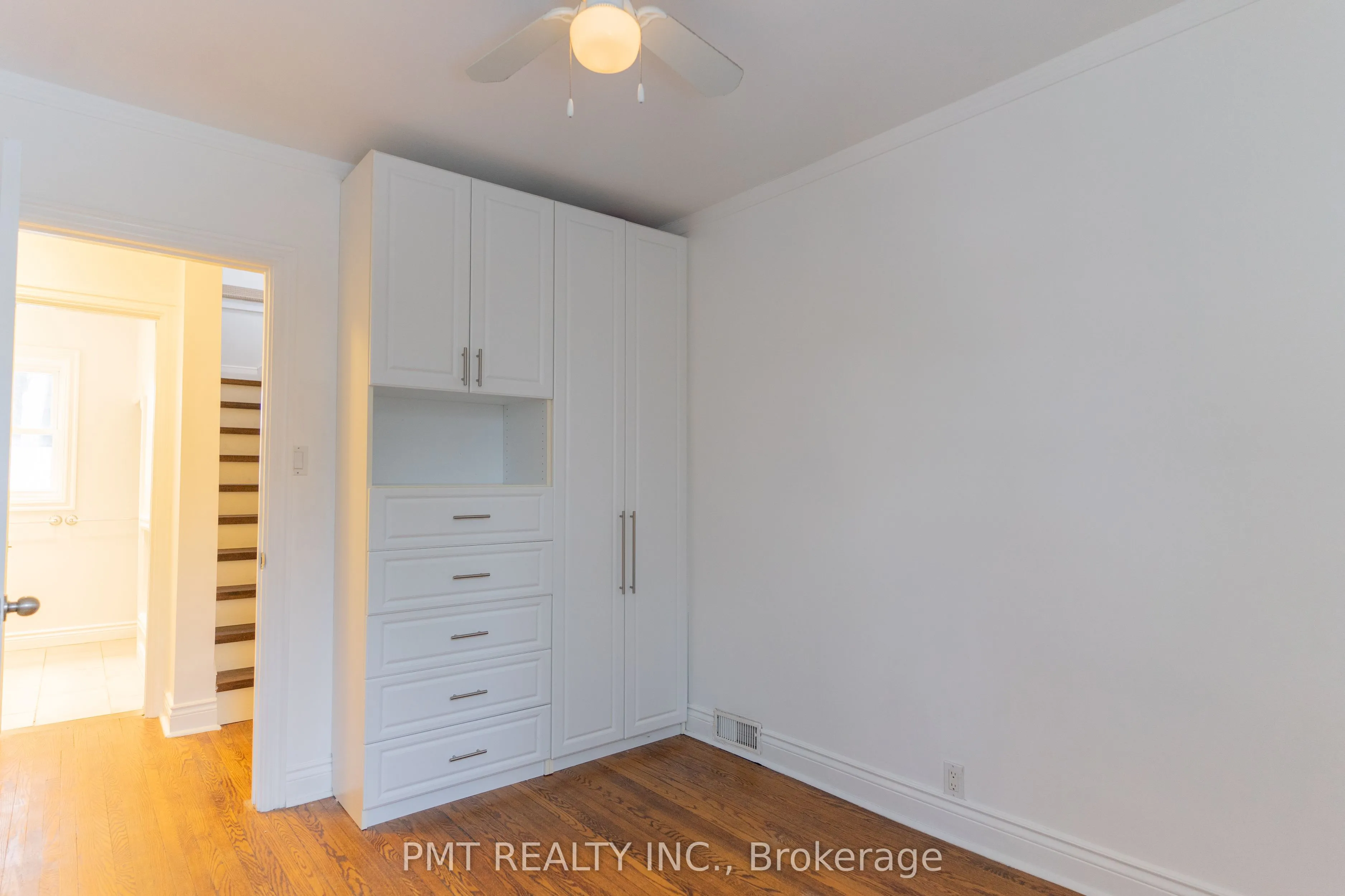 238 Woodfield Road