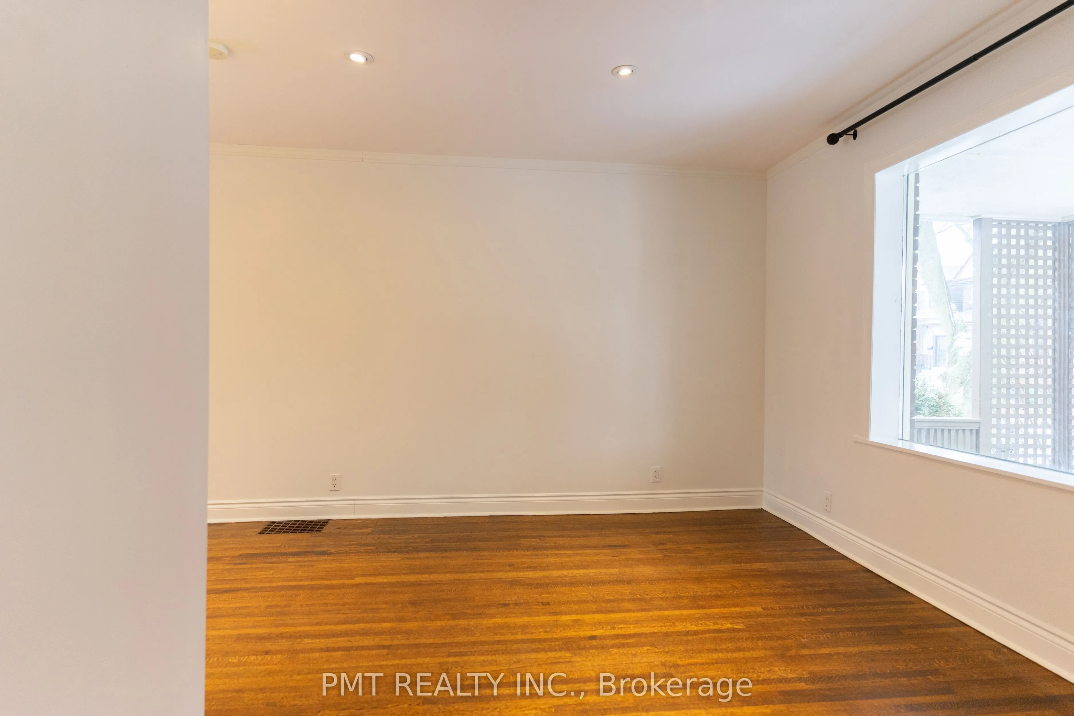 238 Woodfield Road