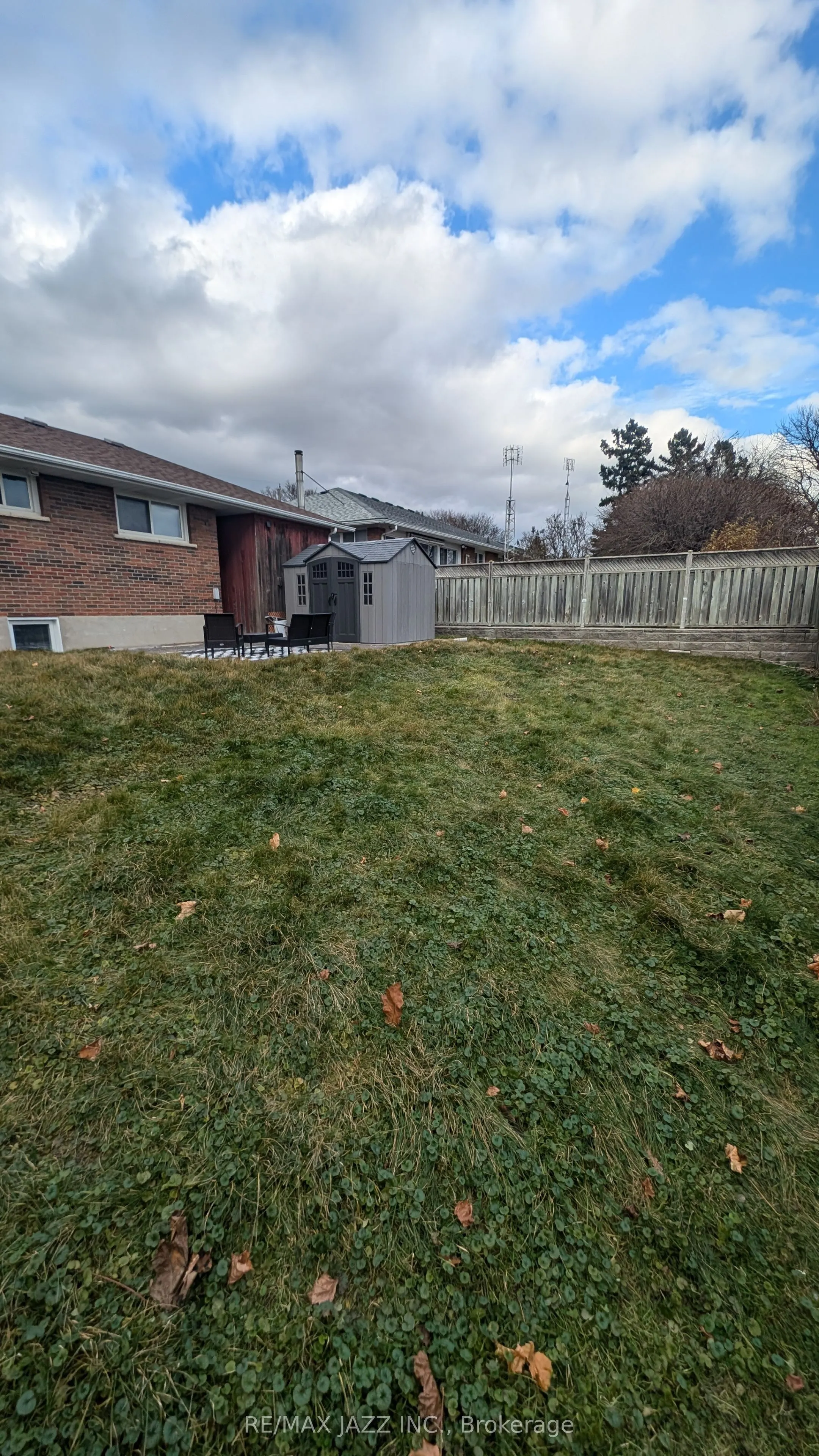 78 Parkway Crescent, #Upper