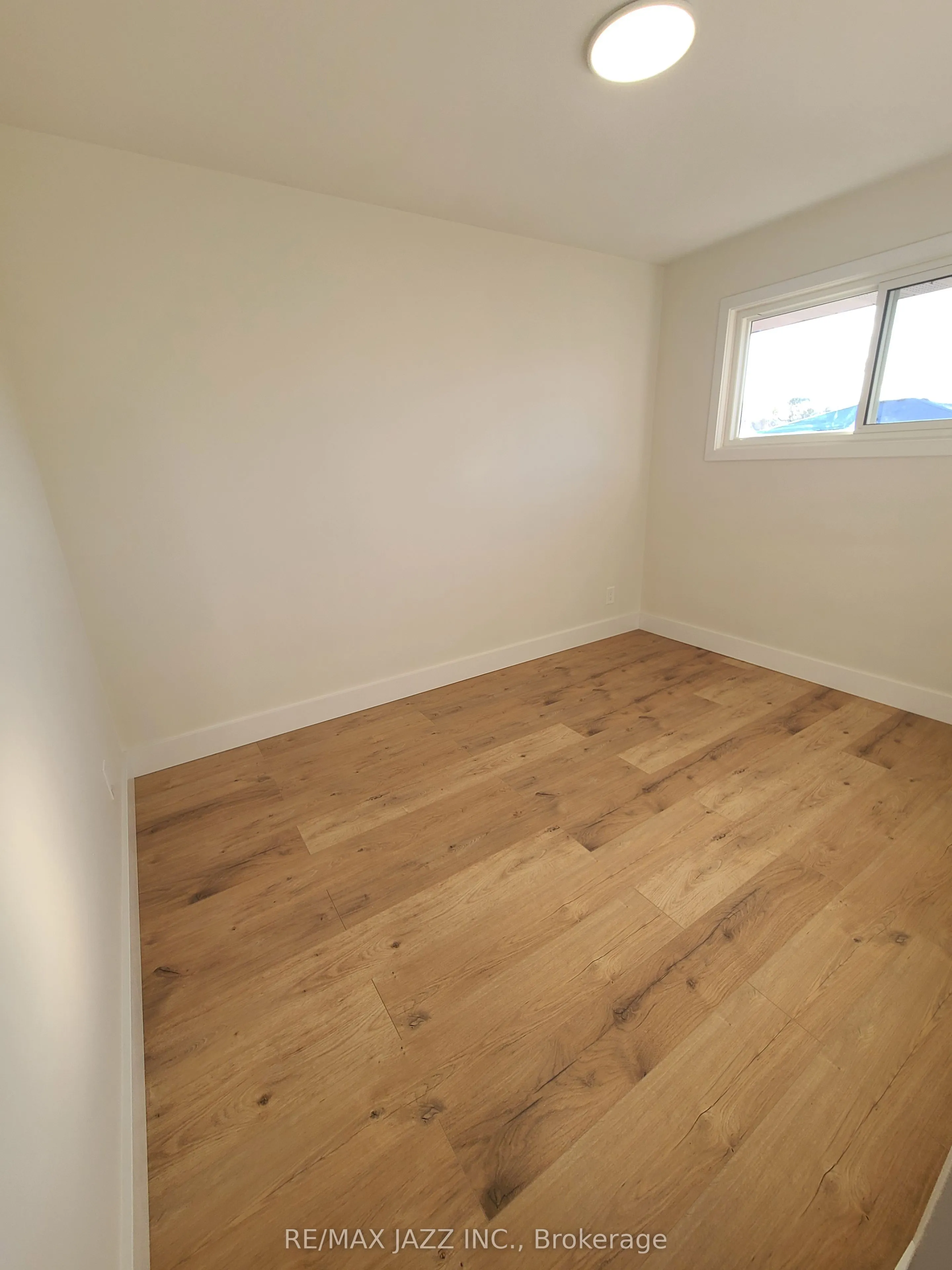 78 Parkway Crescent, #Upper