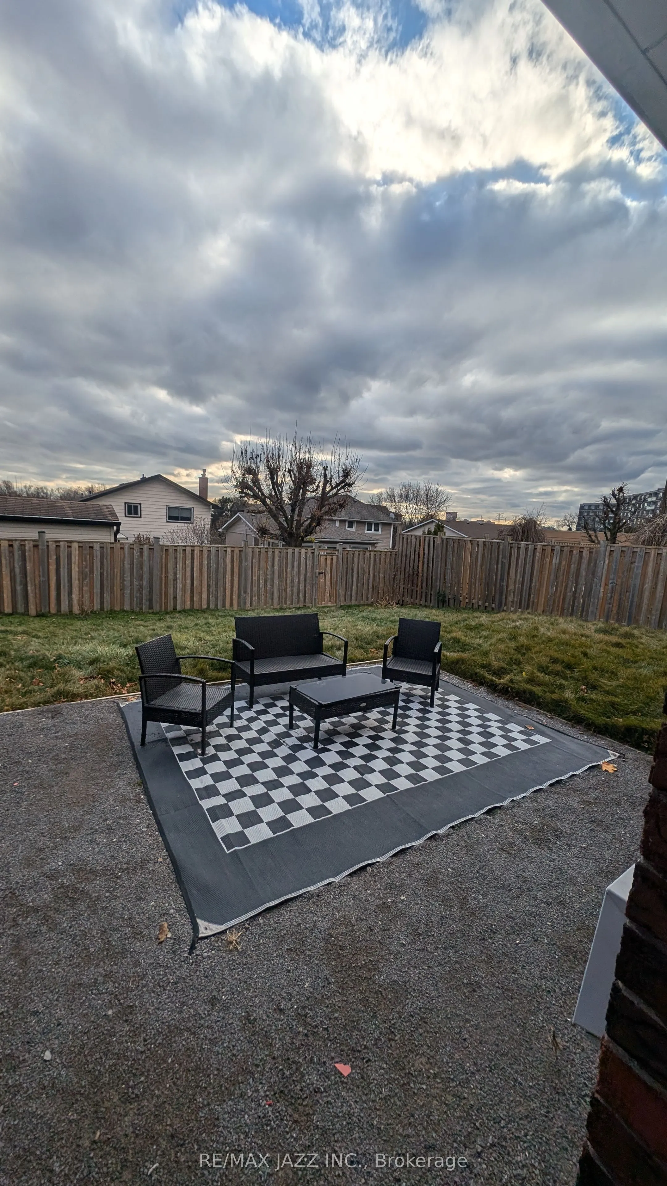 78 Parkway Crescent, #Upper