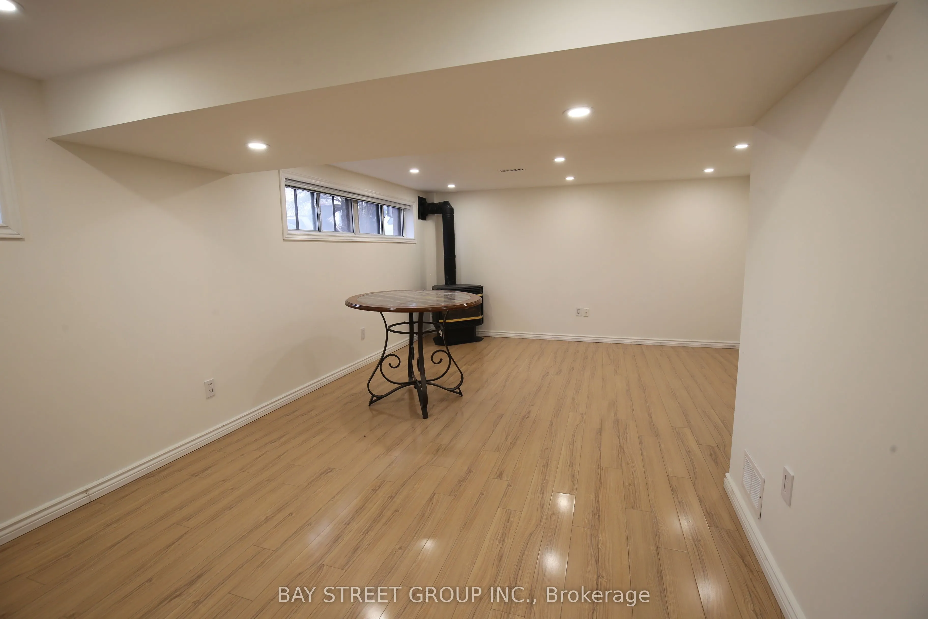 27 Manorwood Road