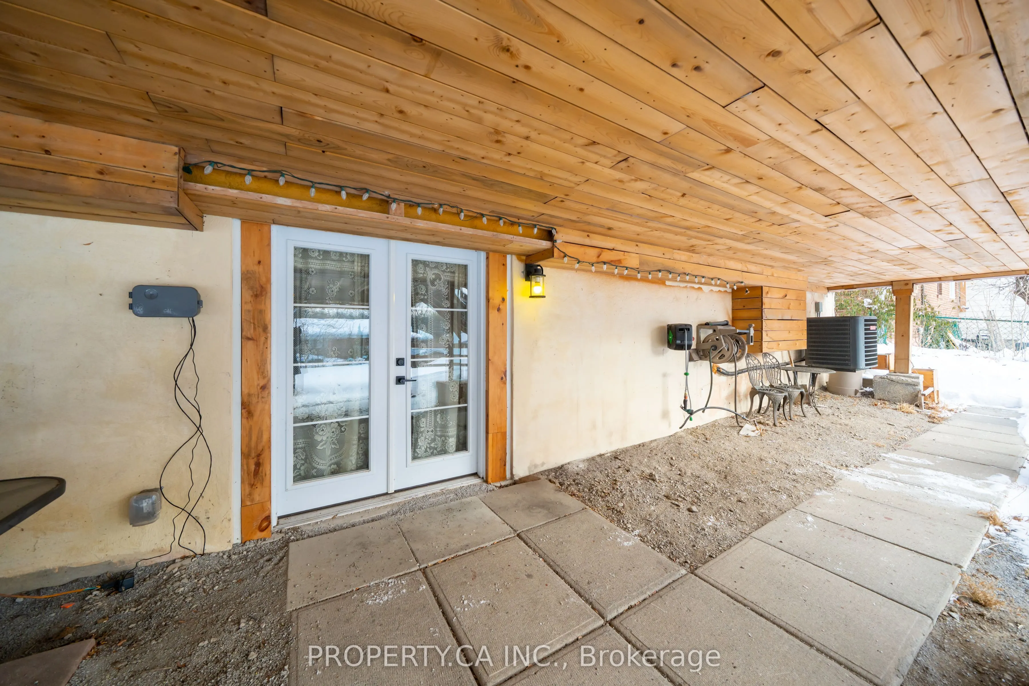 300 East Avenue, #Lower
