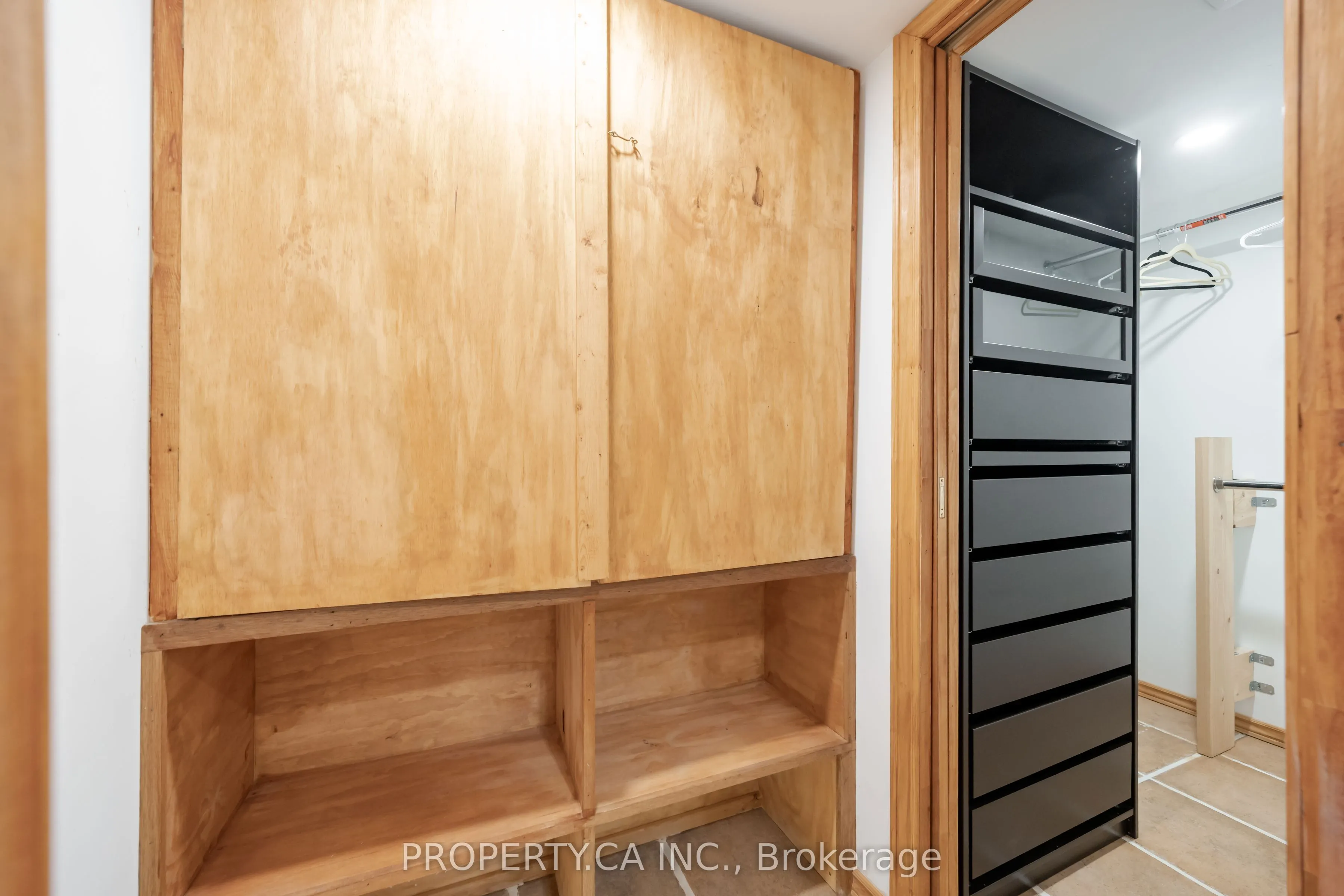 300 East Avenue, #Lower