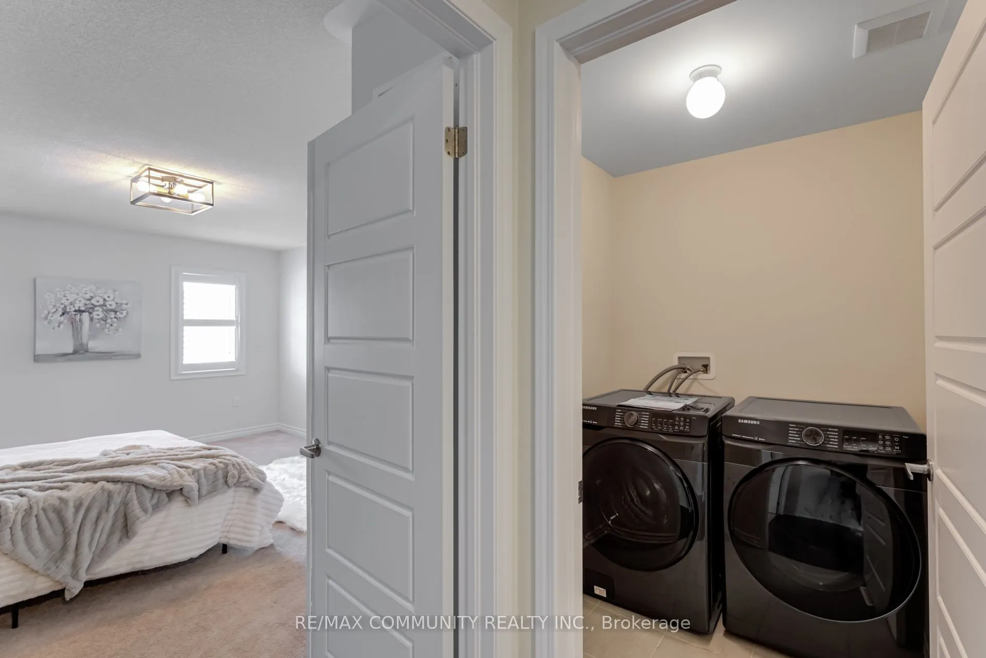 1044 Cameo Street